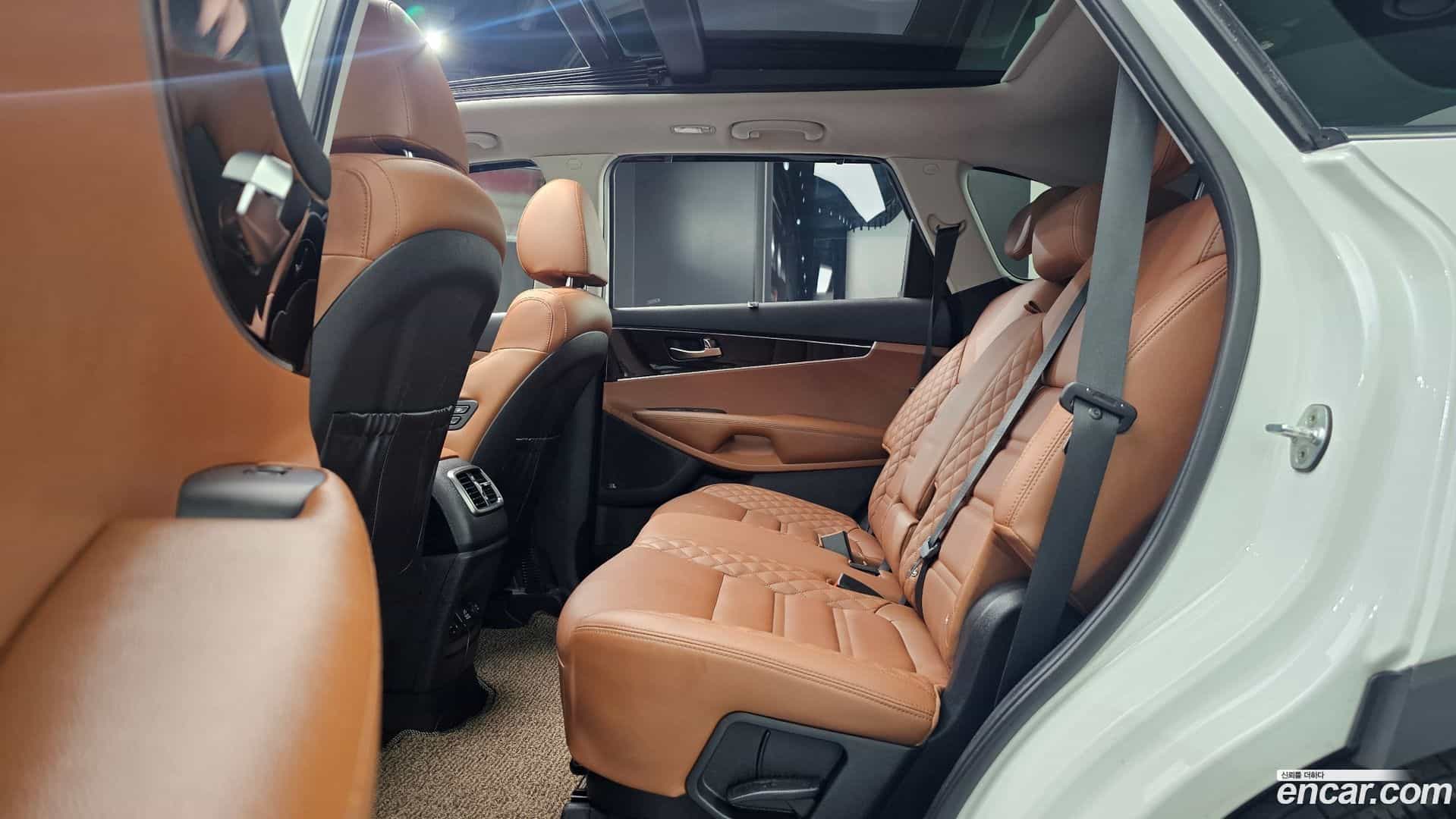 Sorento Kia 2018.2-OPTION-016