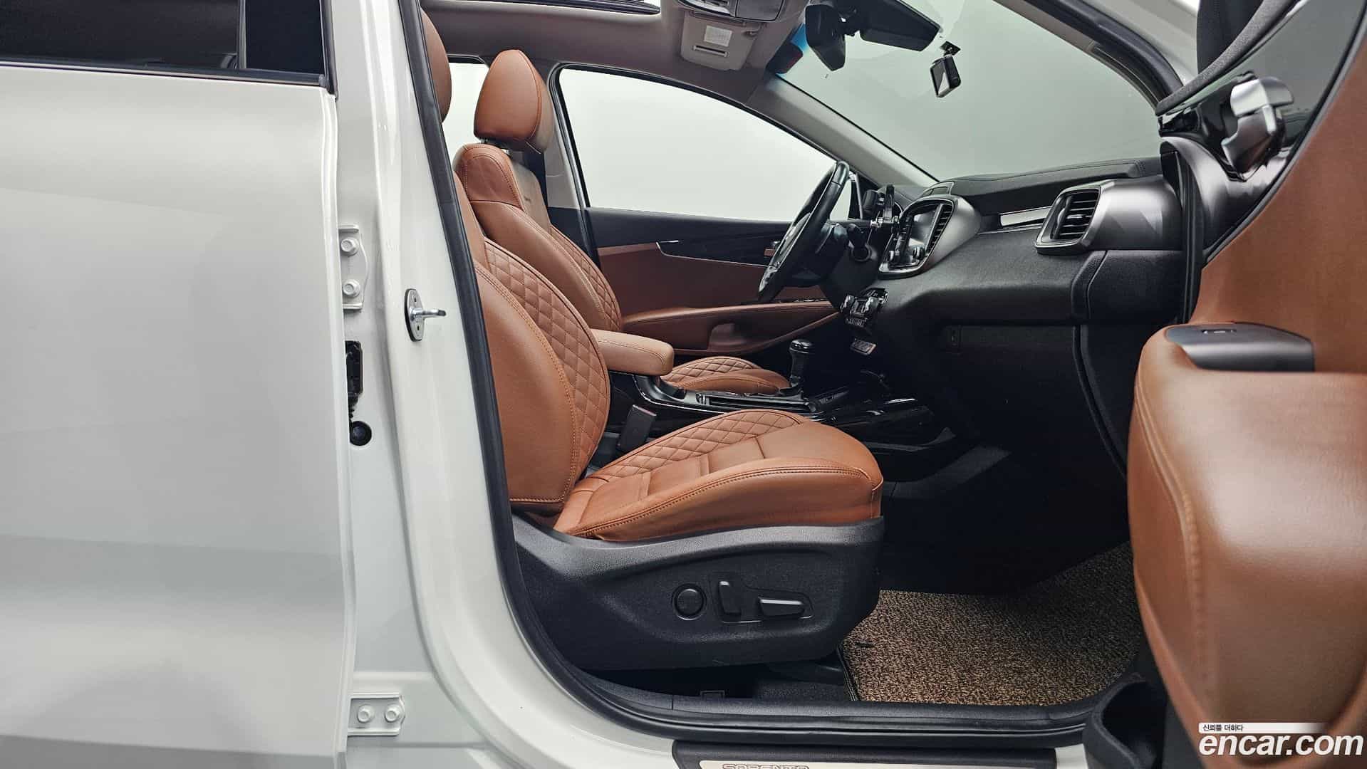 Sorento Kia 2018.2-INNER-036