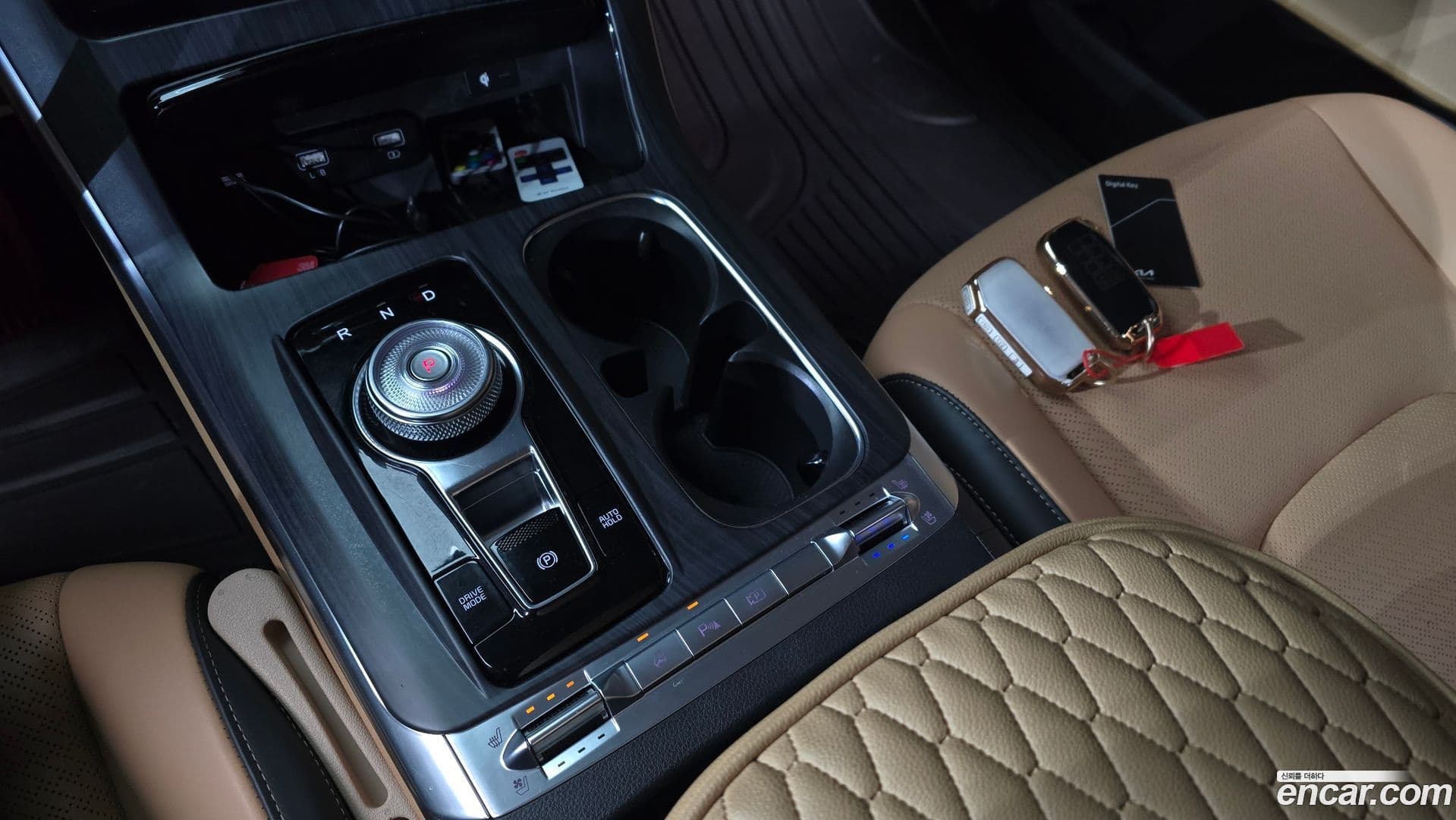 Main__Slider__Photo:Canival Kia 2023.5-8