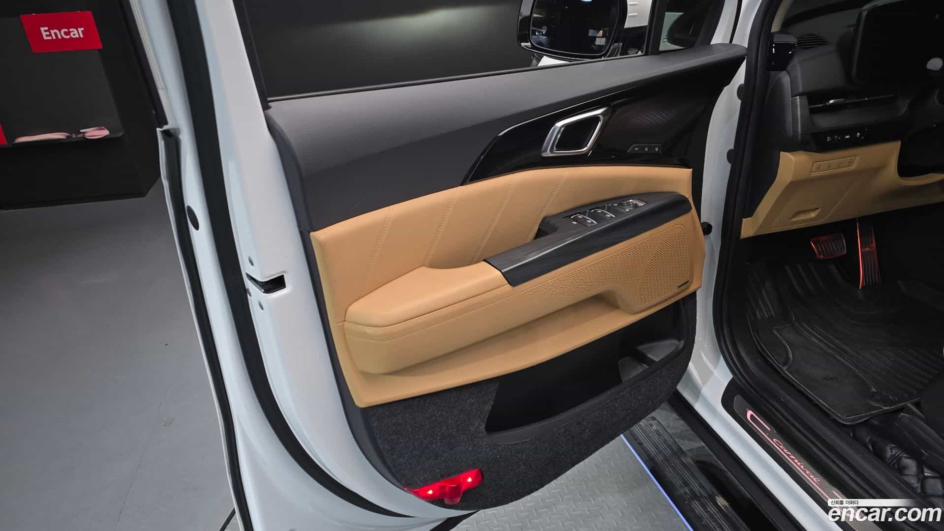 Canival Kia 2023.5-INNER-034