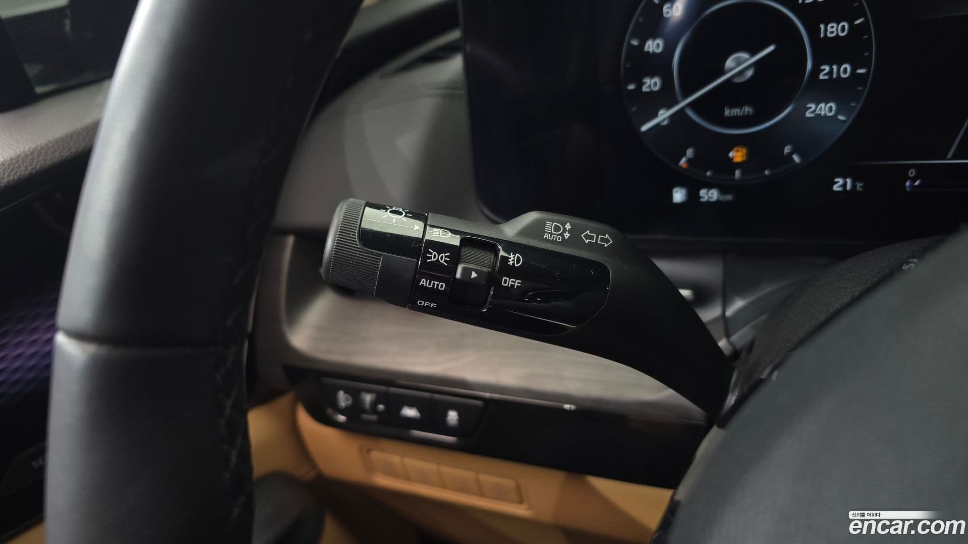 Main__Slider__Photo:Canival Kia 2023.5-28