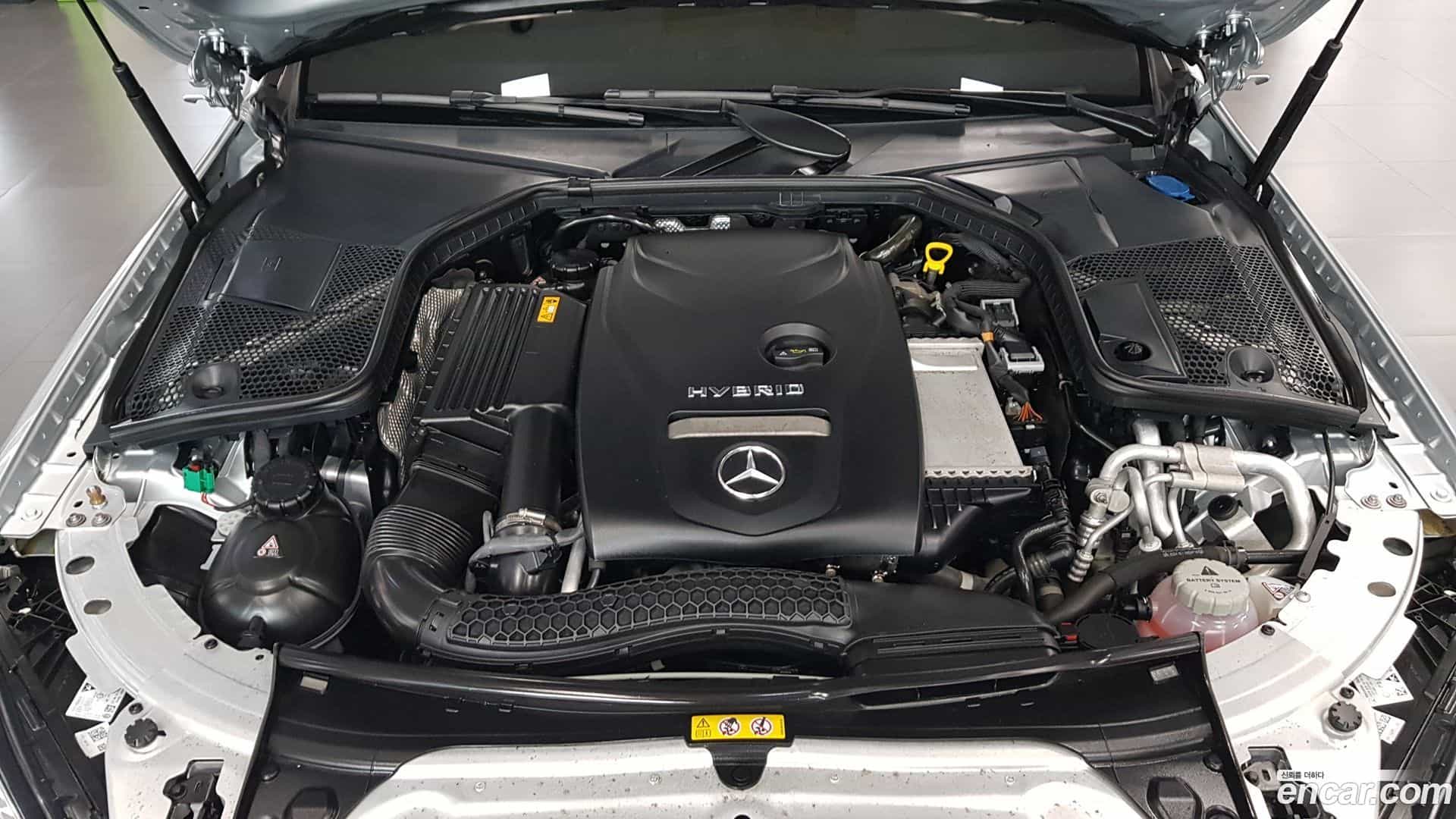 C-Class Mercedes-Benz 2020.11-OUTER-006