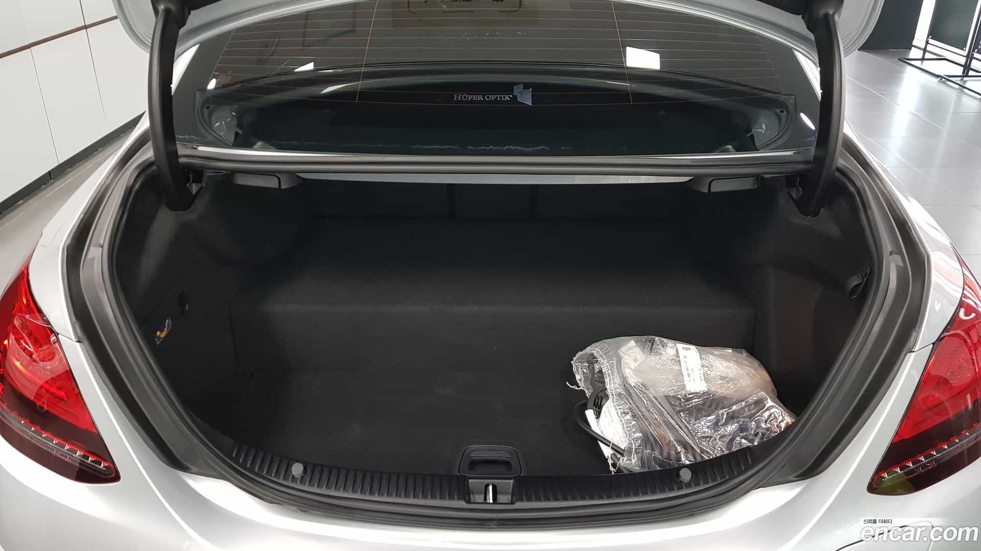 C-Class Mercedes-Benz 2020.11-OPTION-015