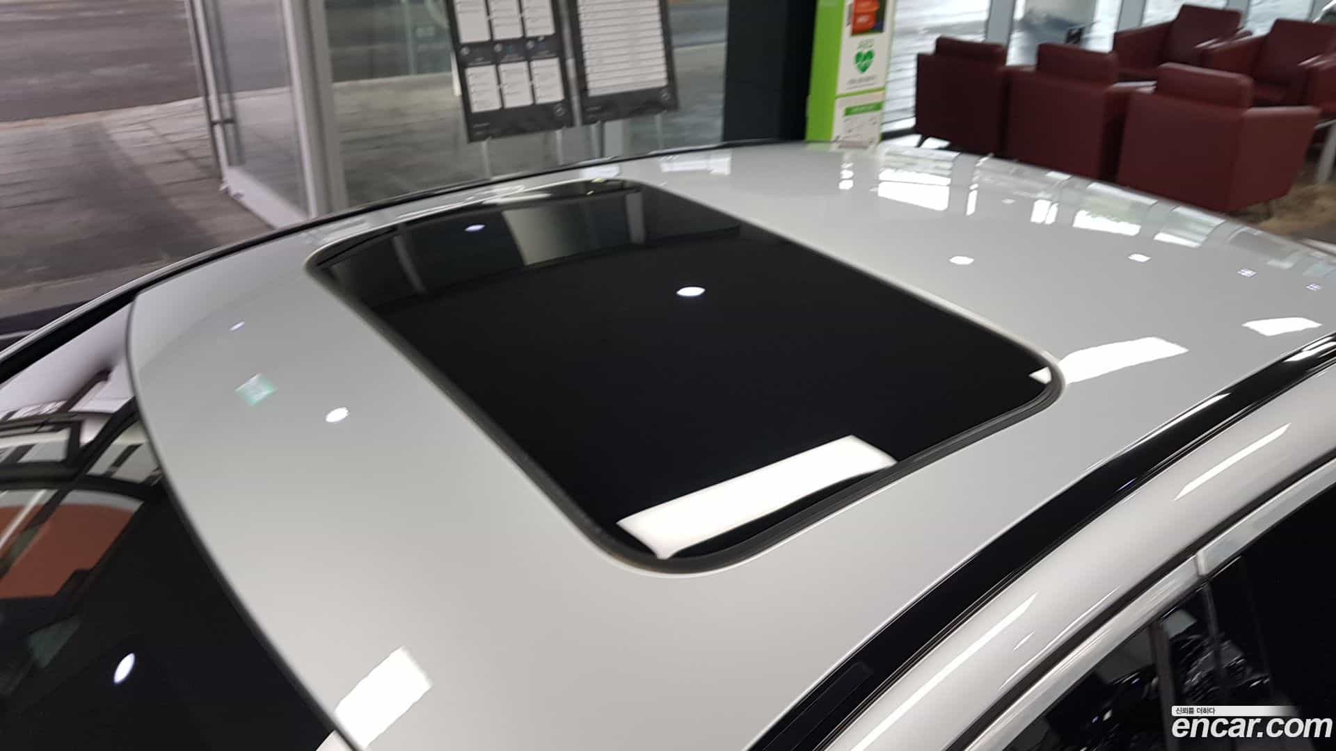 C-Class Mercedes-Benz 2020.11-OPTION-016