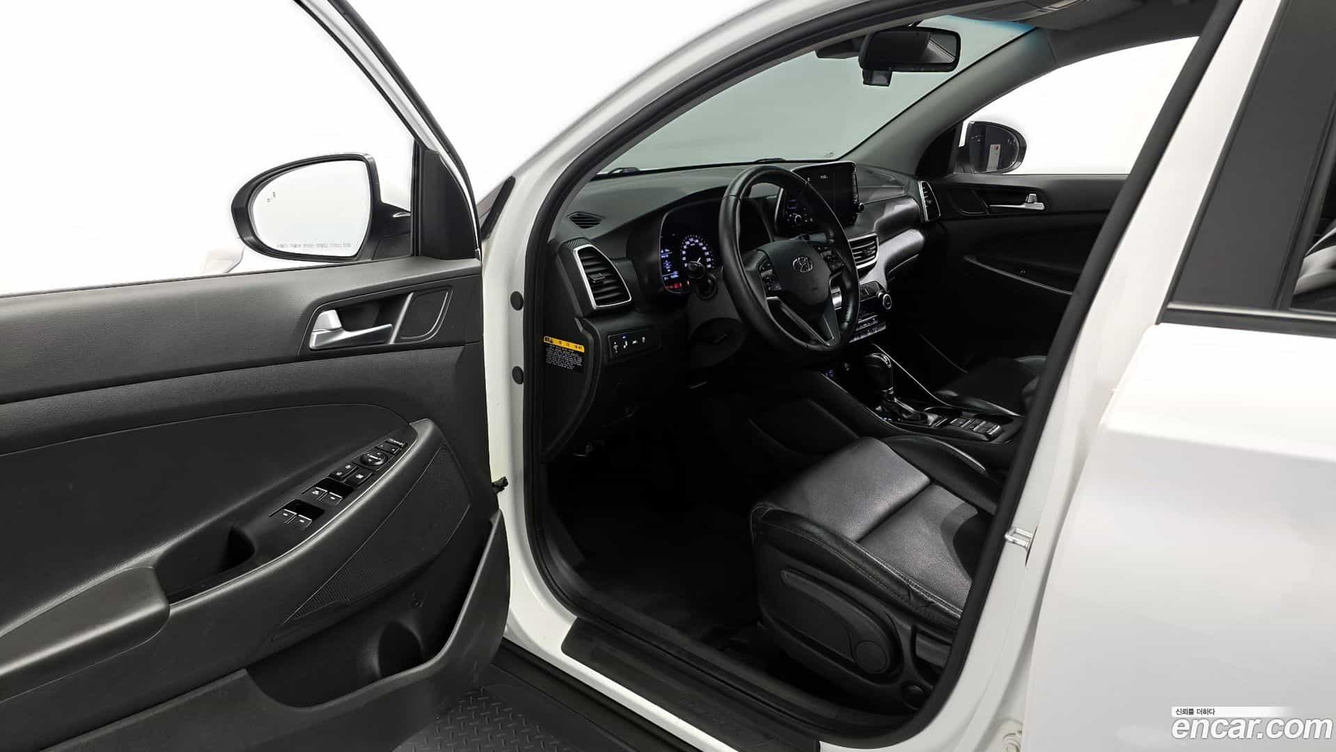 Tucson Hyundai 2020.2-INNER-010