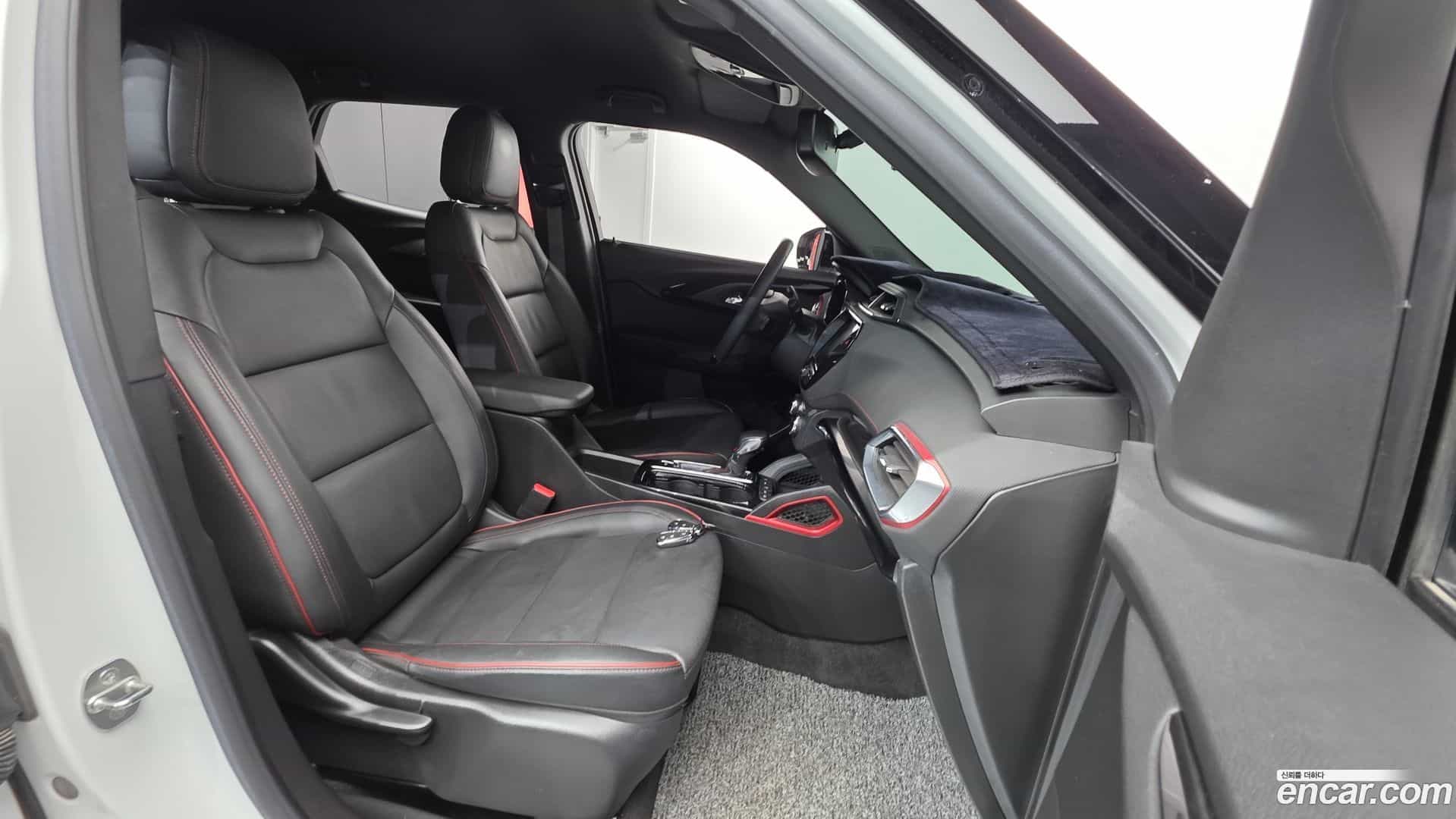 Trailblazer Chevrolet 2022.5-INNER-010