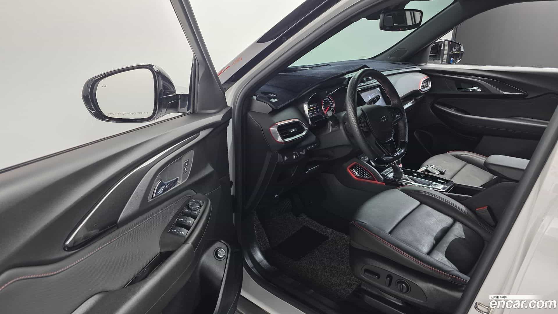 Trailblazer Chevrolet 2022.5-OPTION-016