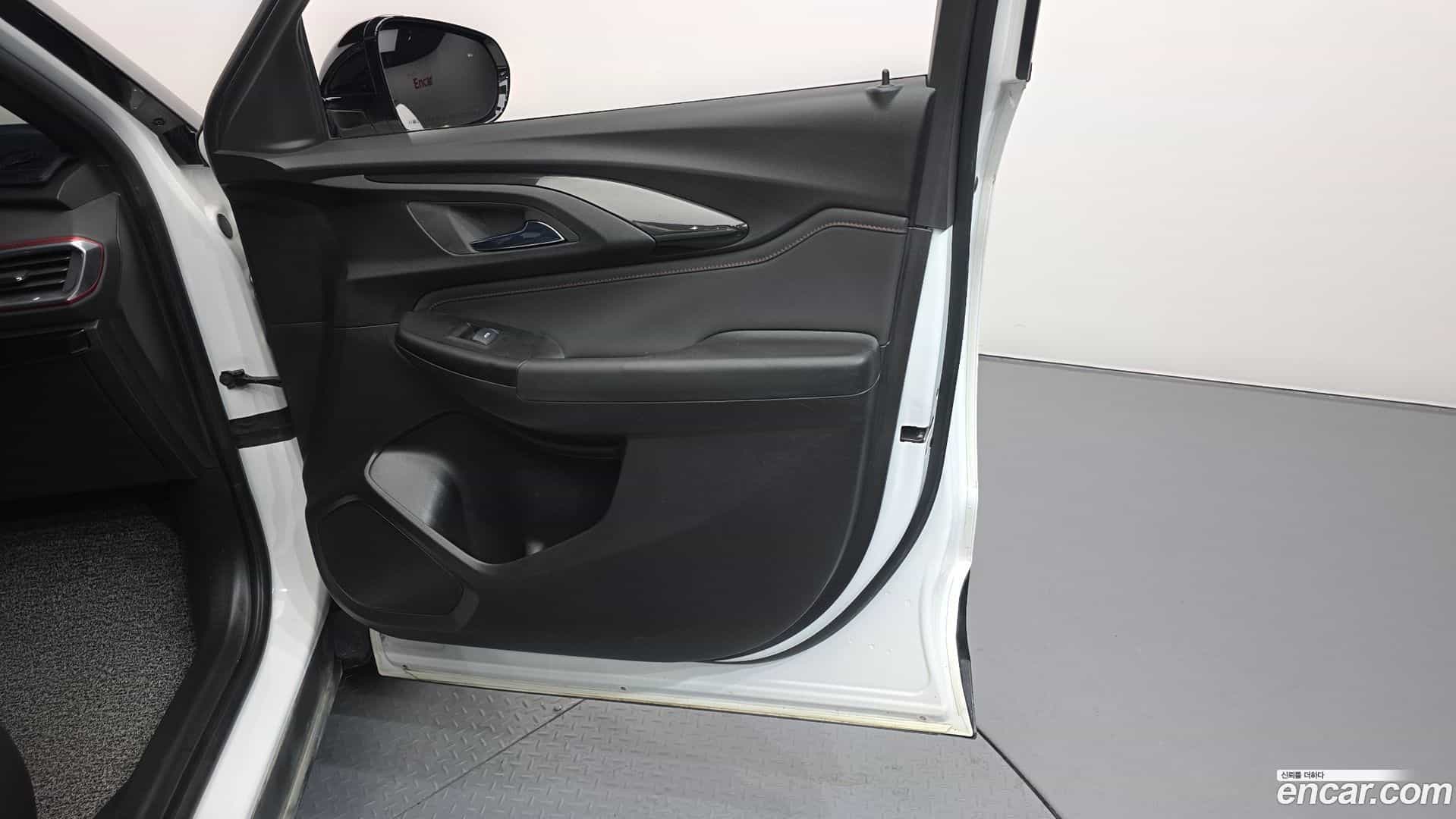 Trailblazer Chevrolet 2022.5-INNER-035
