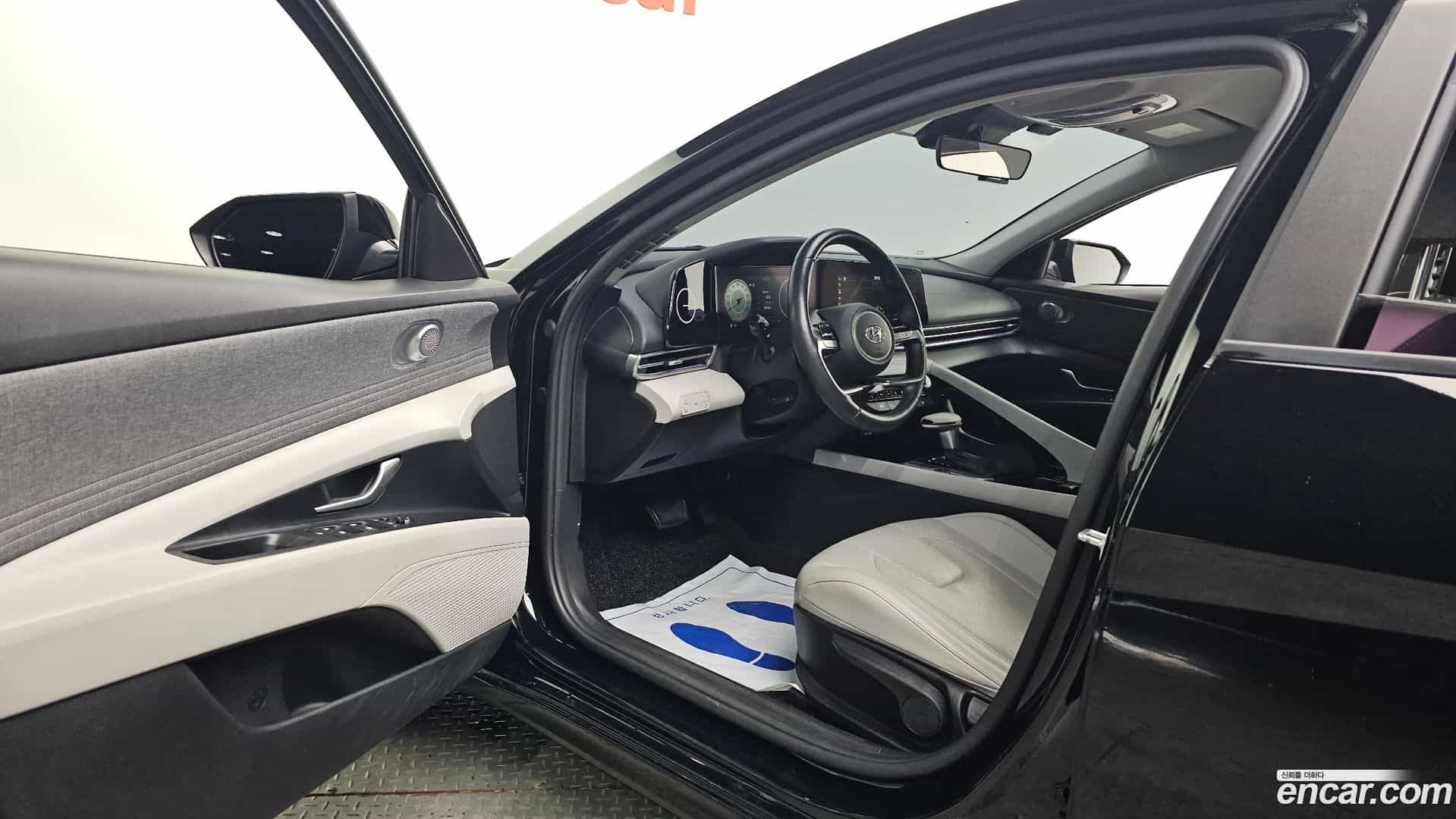 AVANTE Hyundai 2021.2-INNER-010
