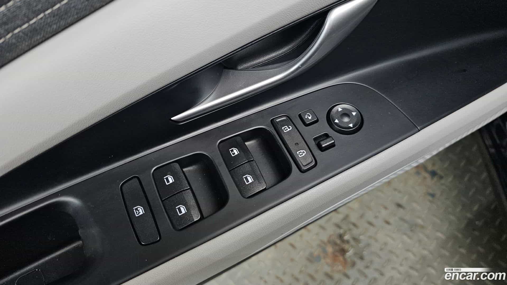 AVANTE Hyundai 2021.2-OPTION-017