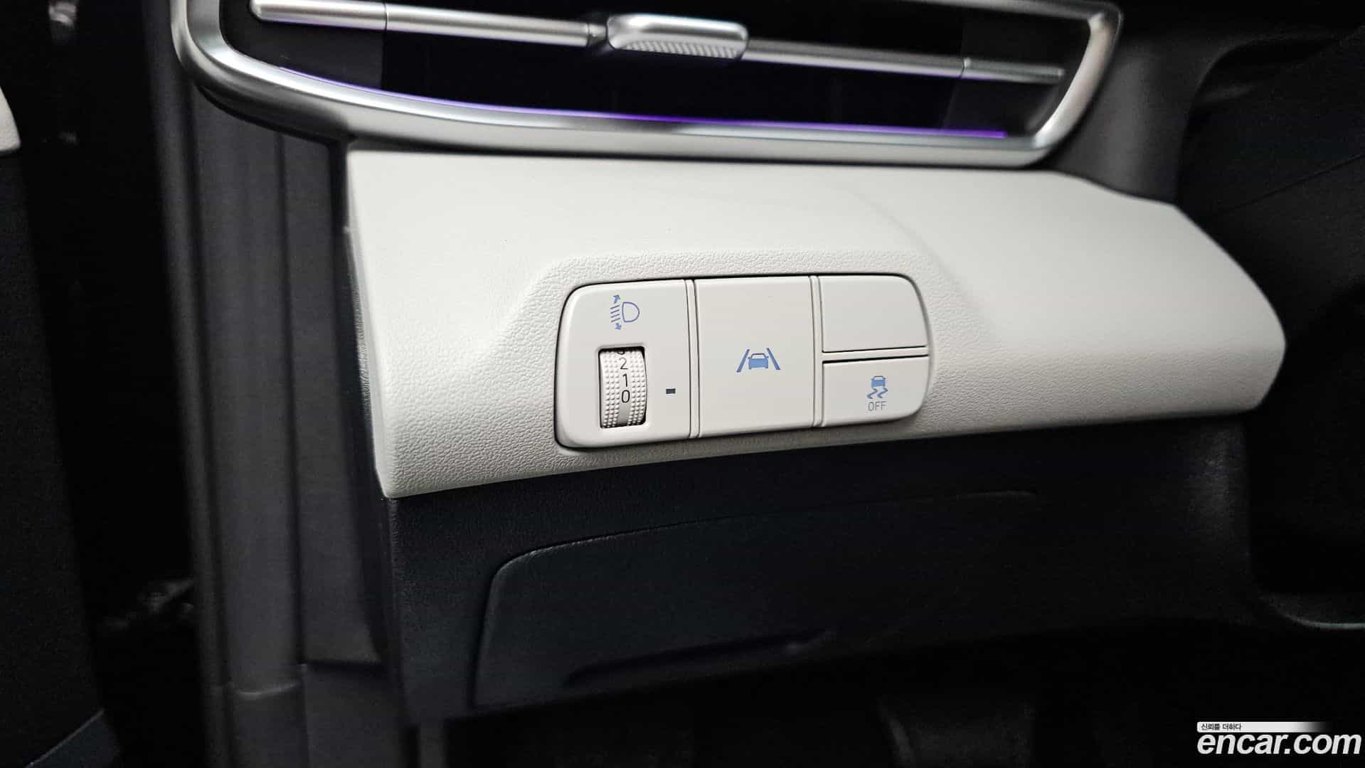 AVANTE Hyundai 2021.2-OPTION-018