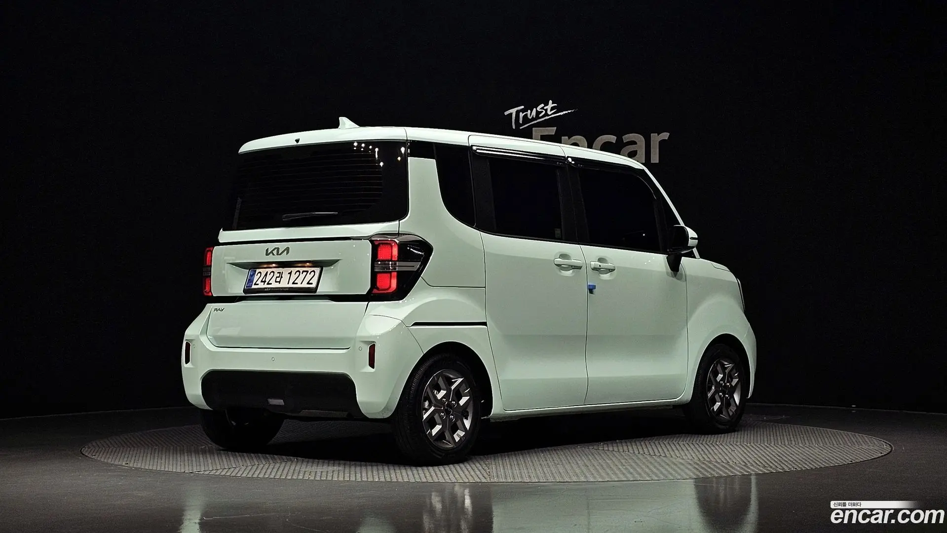 Main__Slider__Photo:RAY Kia 2024.10-1
