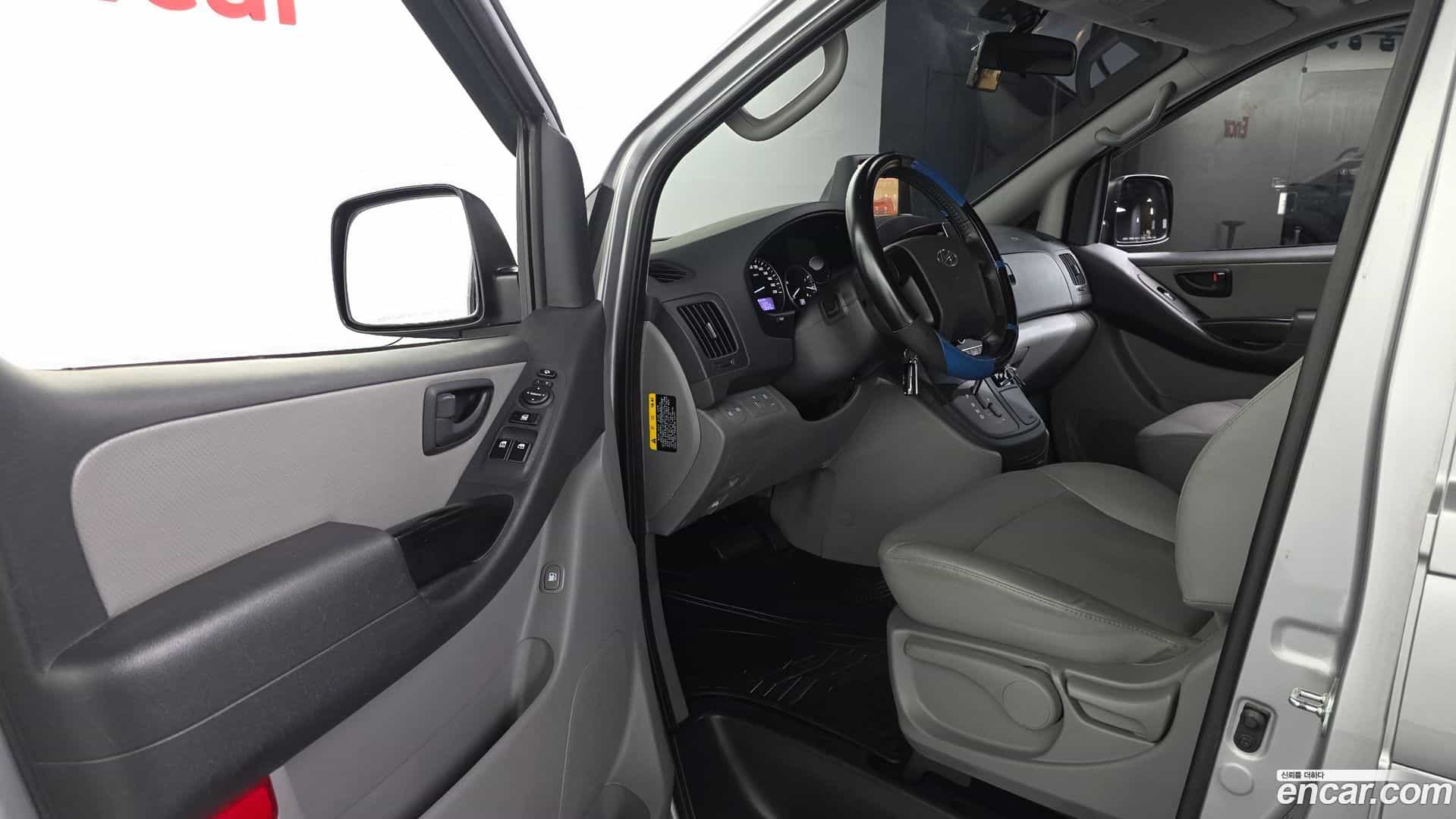 Starex Hyundai 2018.7-INNER-010