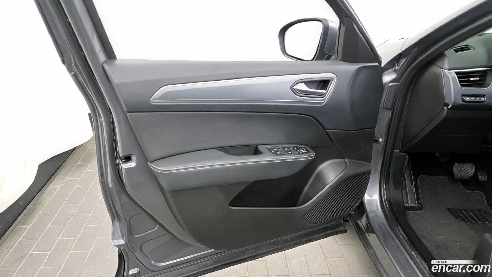 XM3 Renault Korea 2021.10-INNER-034