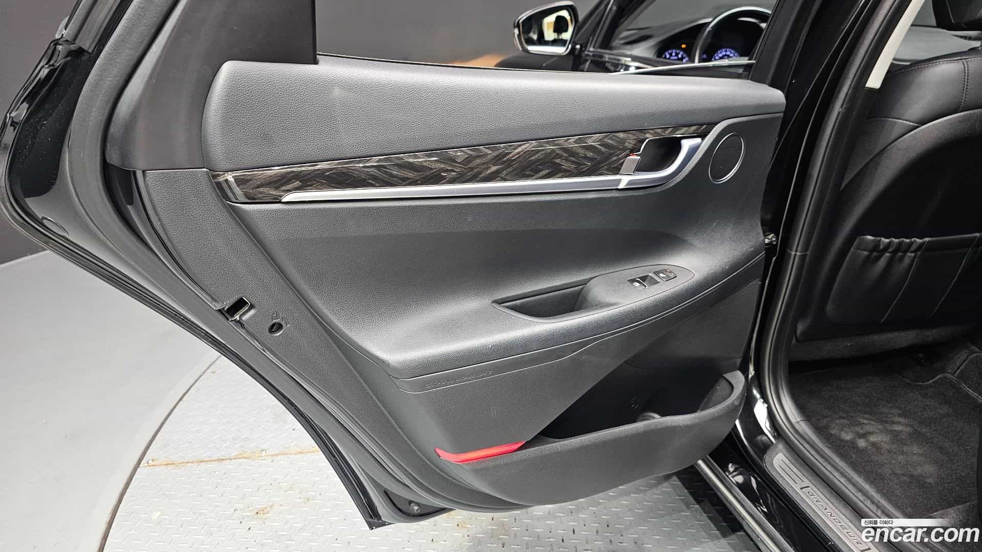 Grandeur Hyundai 2019.7-INNER-035