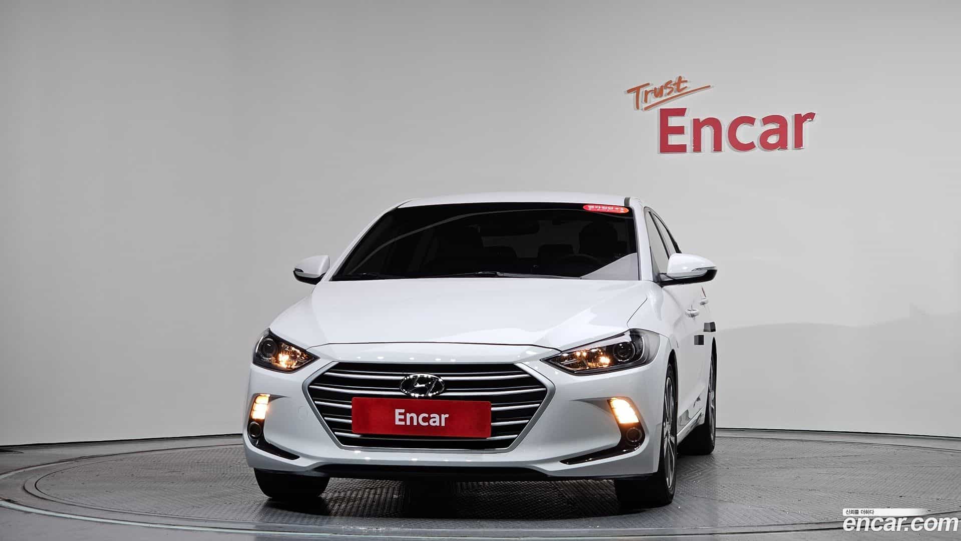 AVANTE Hyundai 2017.0-OUTER-003