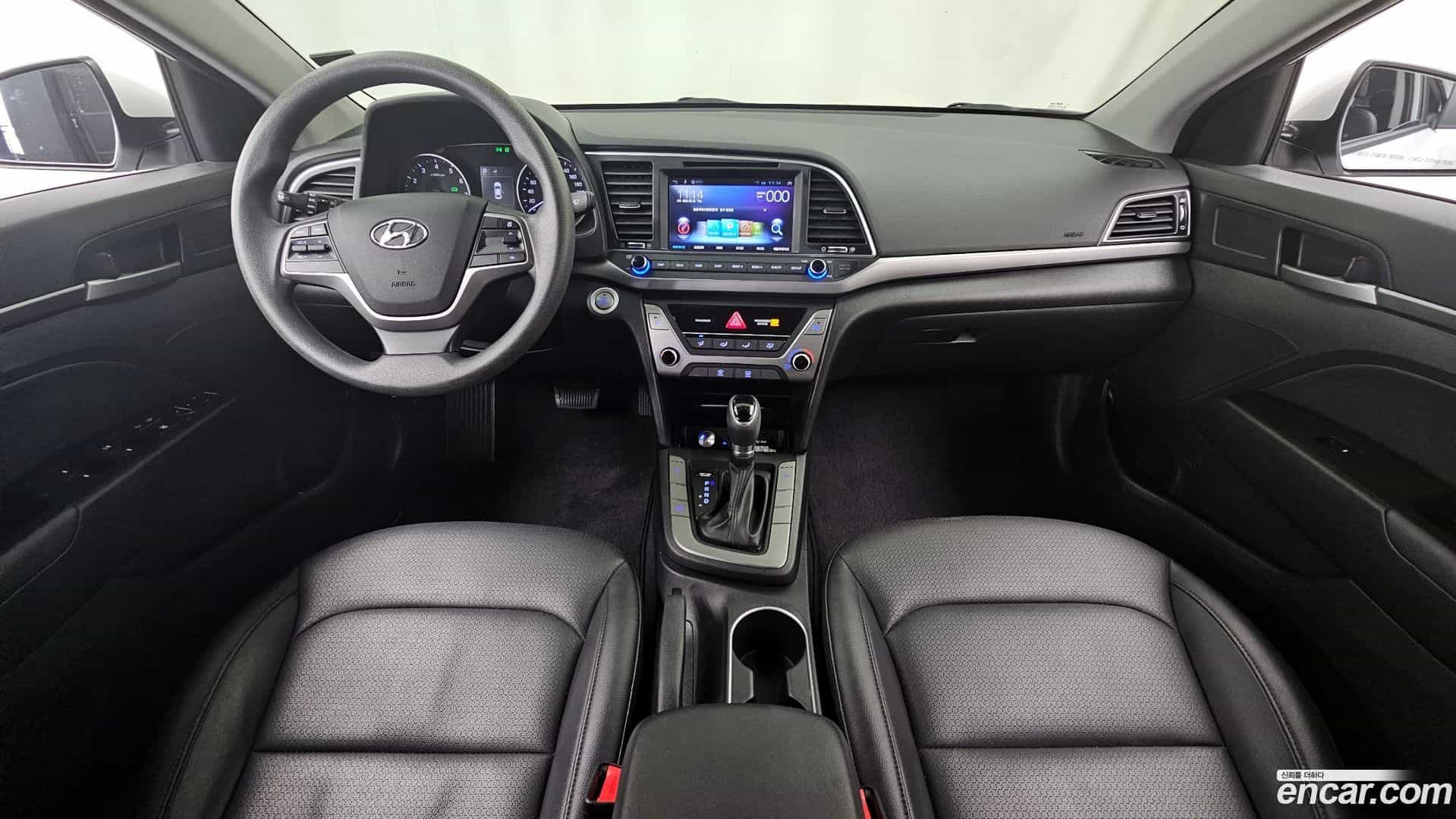 AVANTE Hyundai 2017.0-INNER-007
