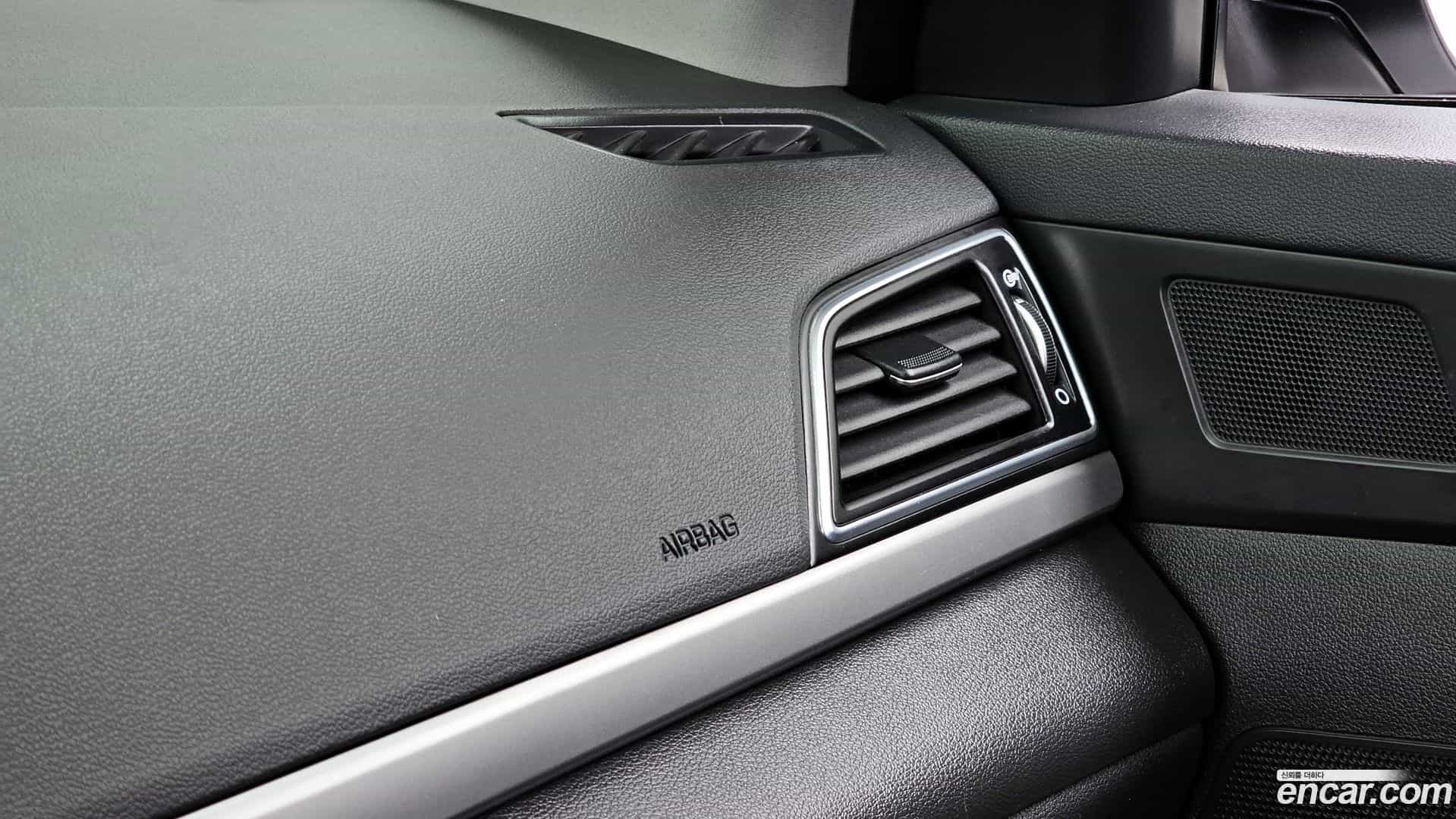 AVANTE Hyundai 2017.0-OPTION-044