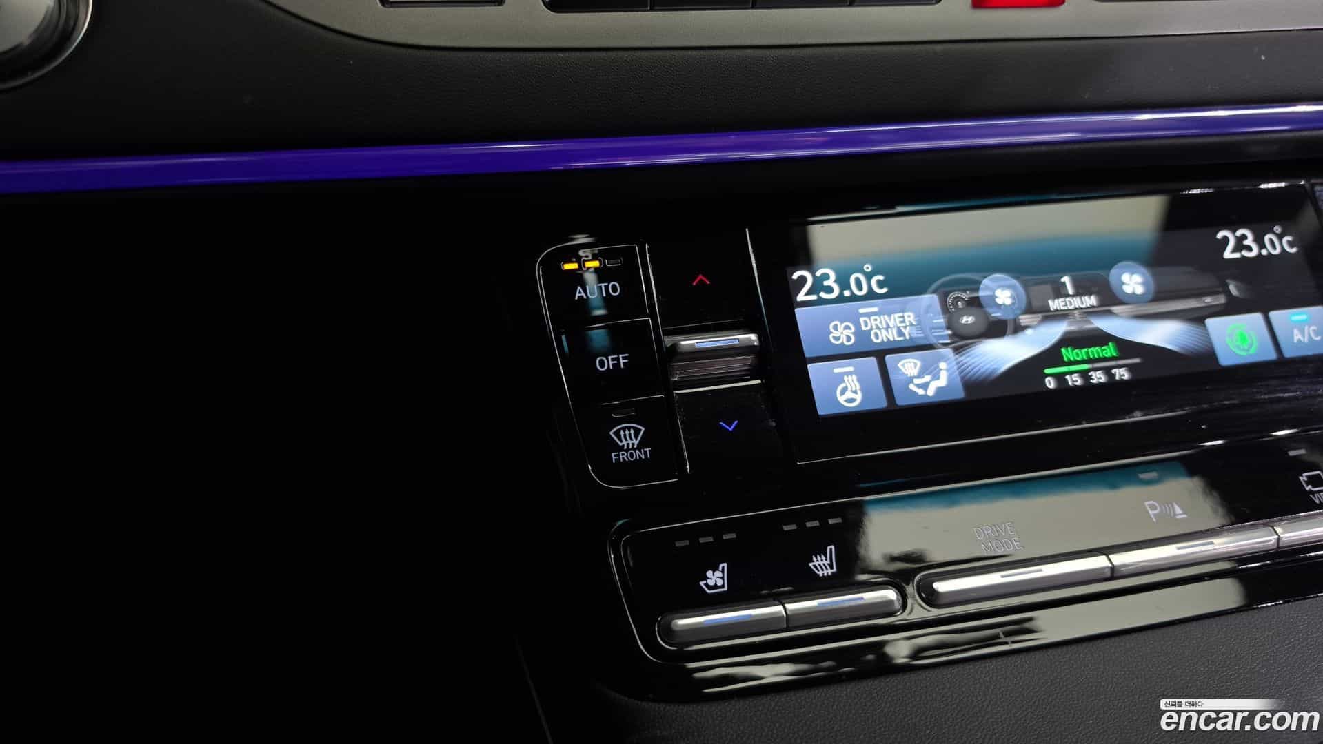 Grandeur Hyundai 2022.9-OPTION-045