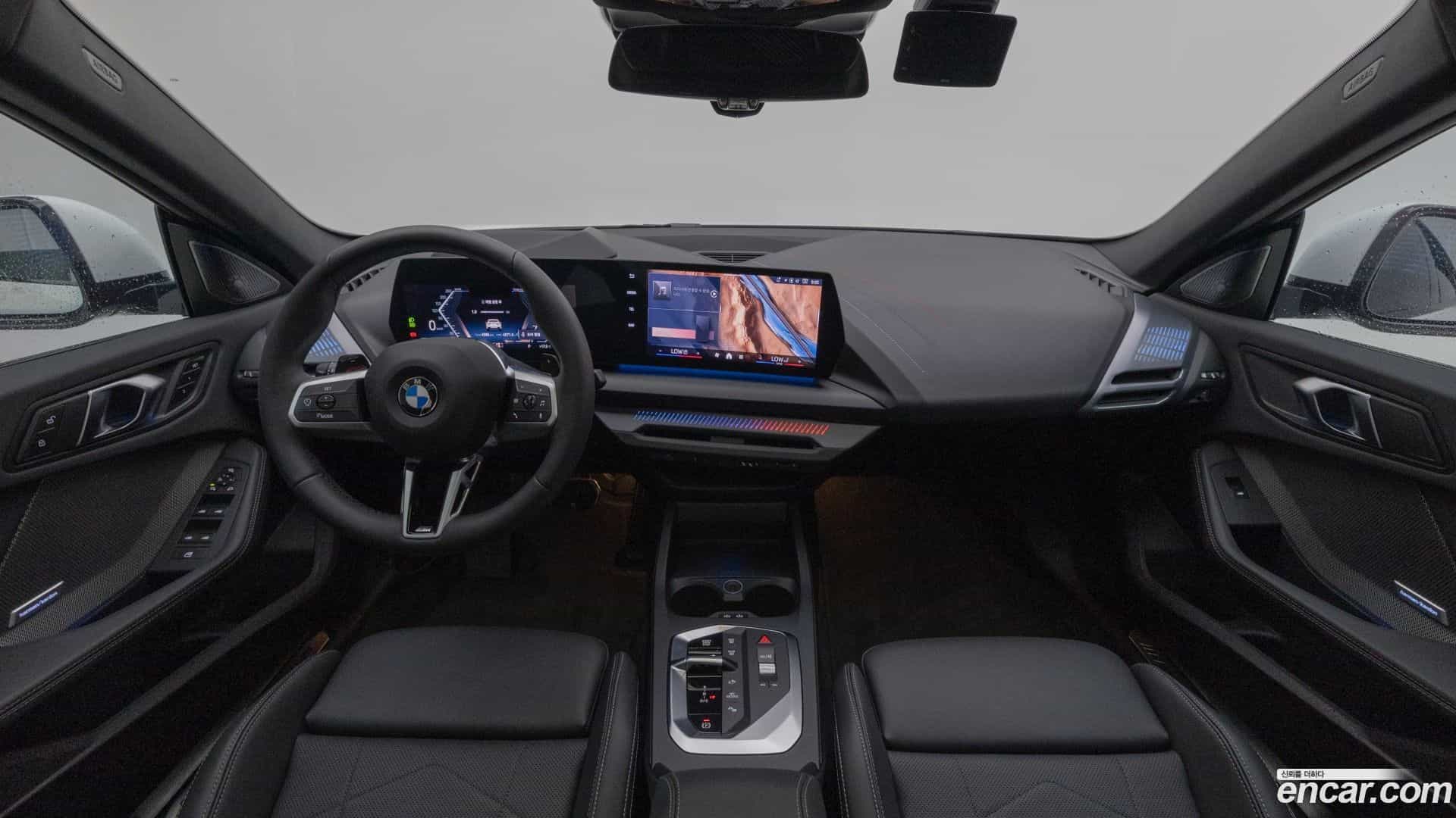 2-Series BMW 2025.11-INNER-007