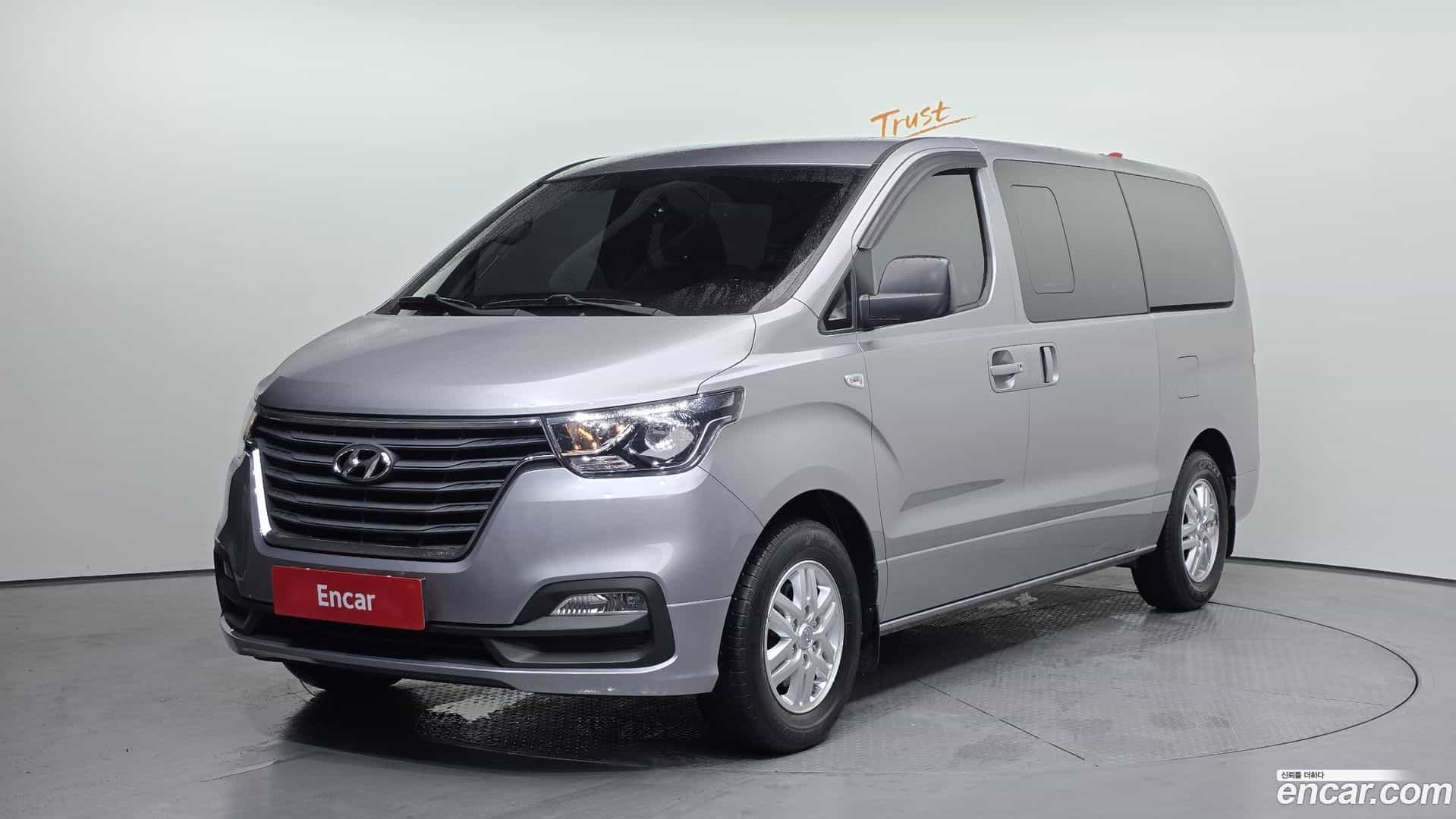 Starex Hyundai 2019.2-OUTER-001