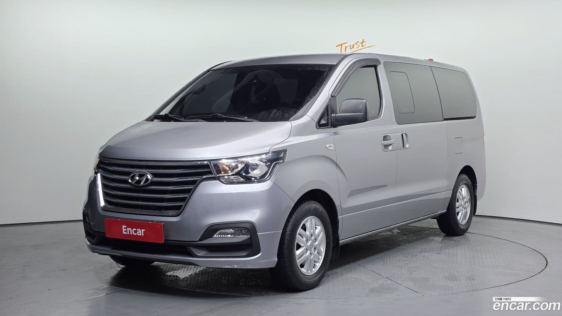 Main__Slider__Photo:Starex Hyundai 2019.2-0
