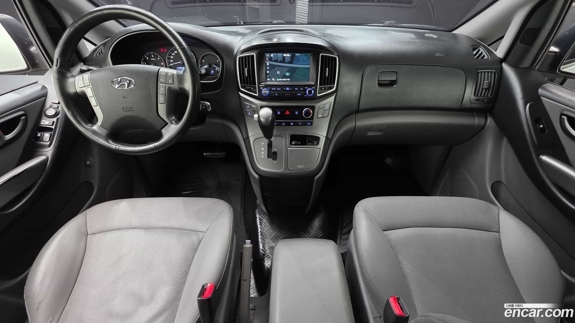 Starex Hyundai 2019.2-INNER-007