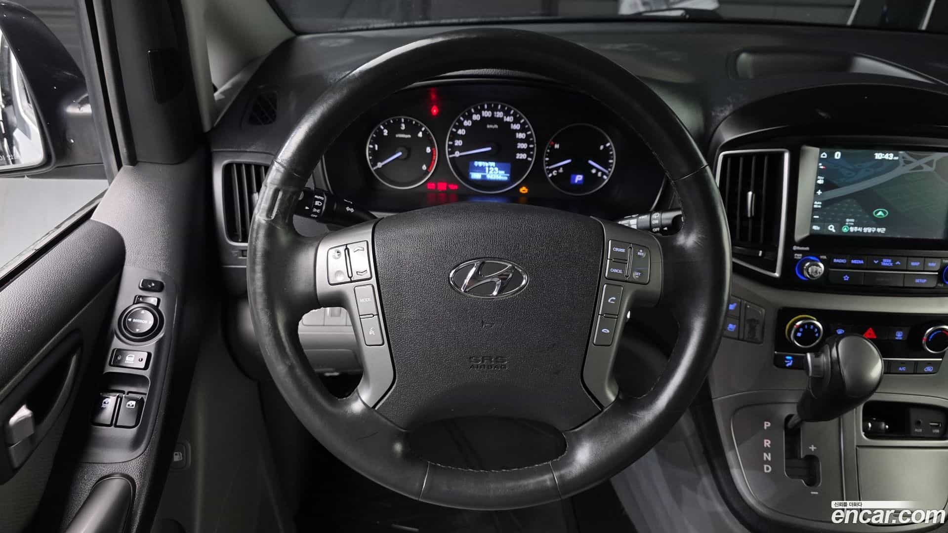 Starex Hyundai 2019.2-OPTION-017