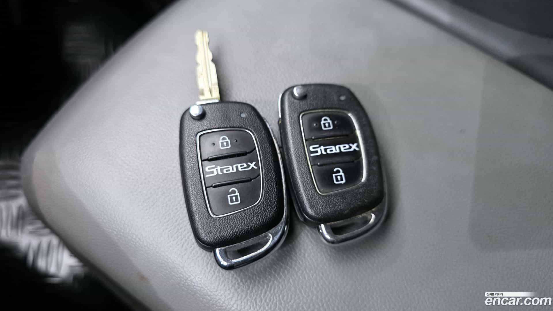 Starex Hyundai 2019.2-OPTION-019