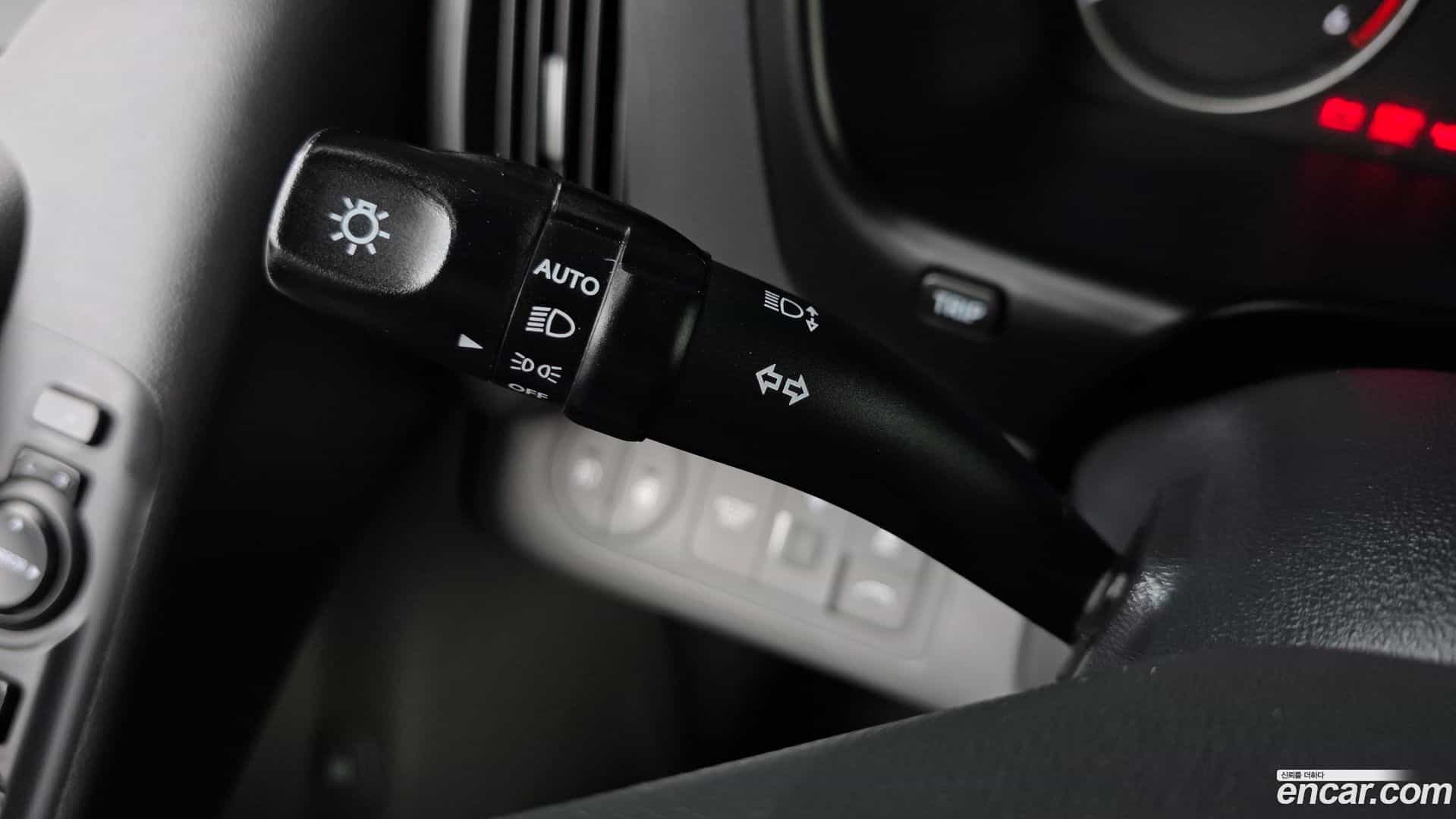 Starex Hyundai 2019.2-OPTION-021