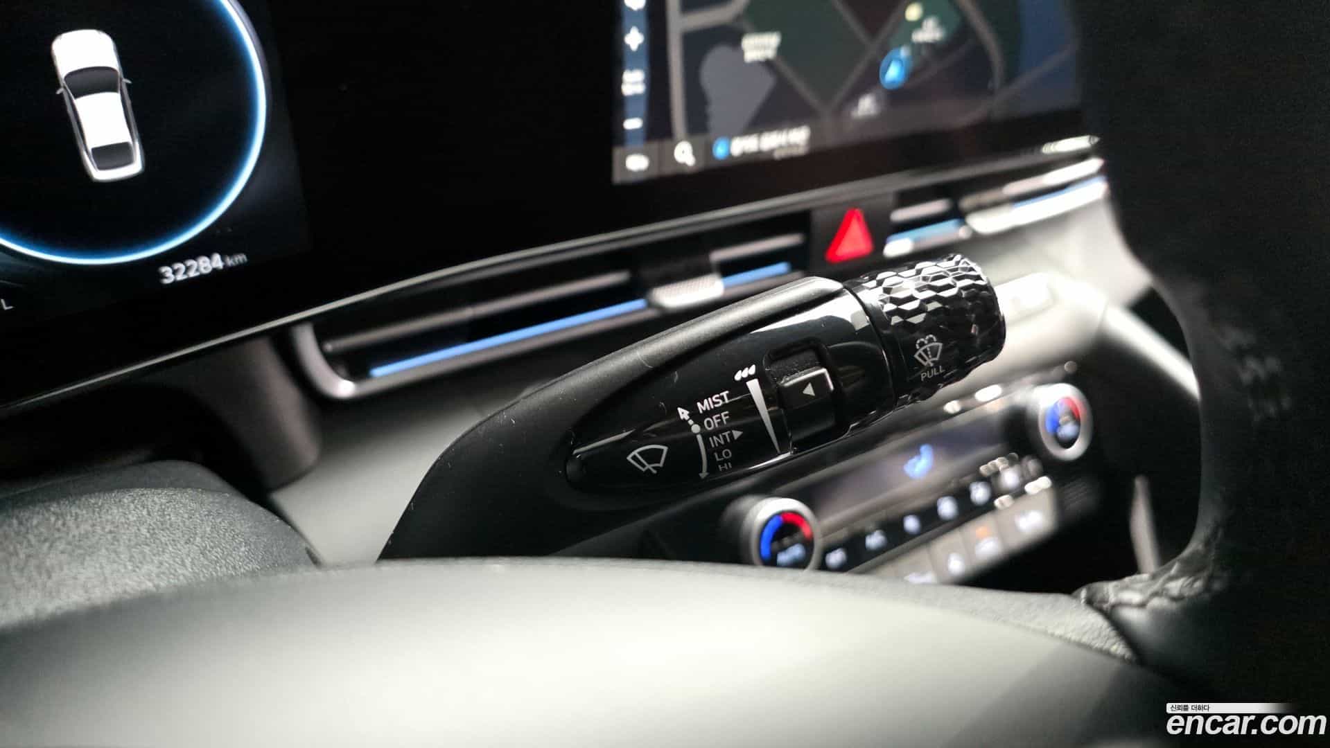 AVANTE Hyundai 2022.3-OPTION-040