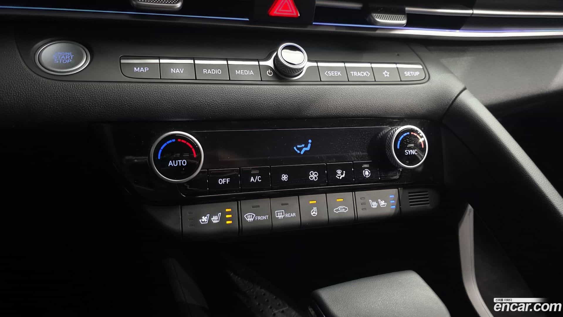 AVANTE Hyundai 2022.3-OPTION-043