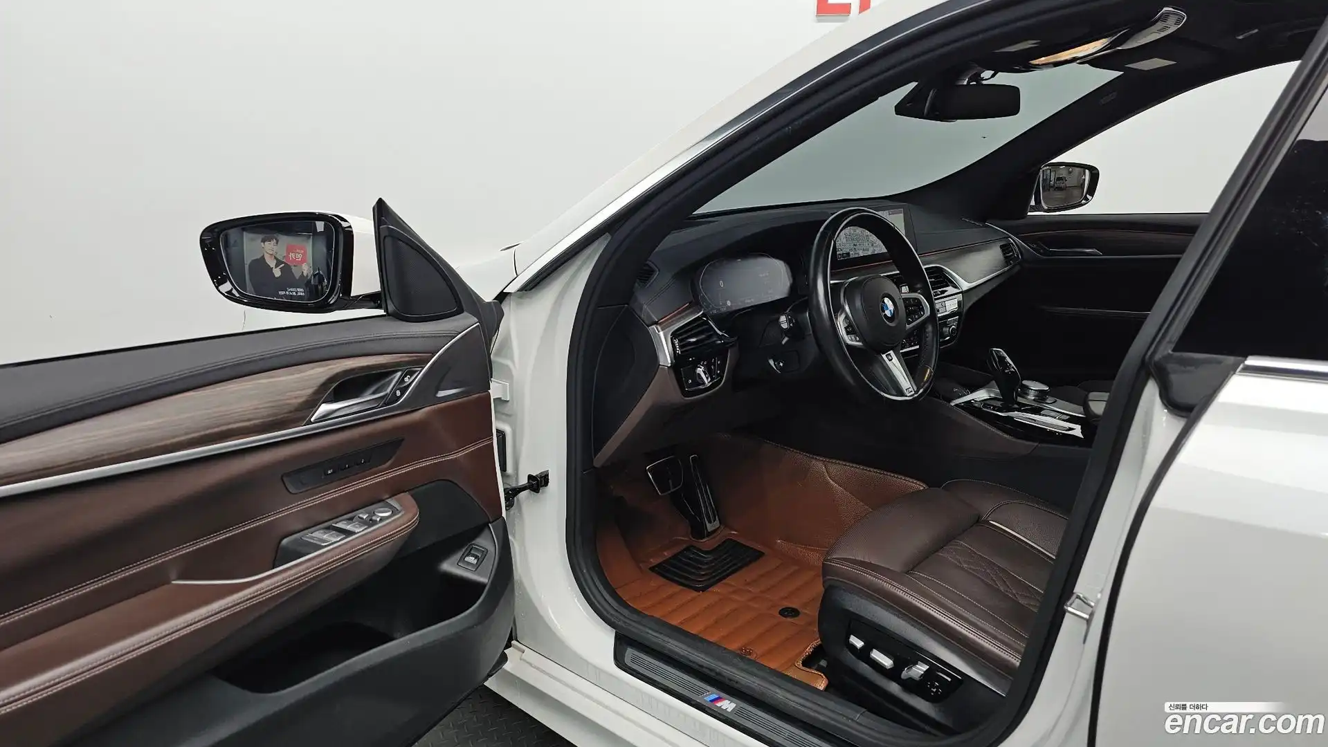 Gran Turismo BMW 2019.11-INNER-010