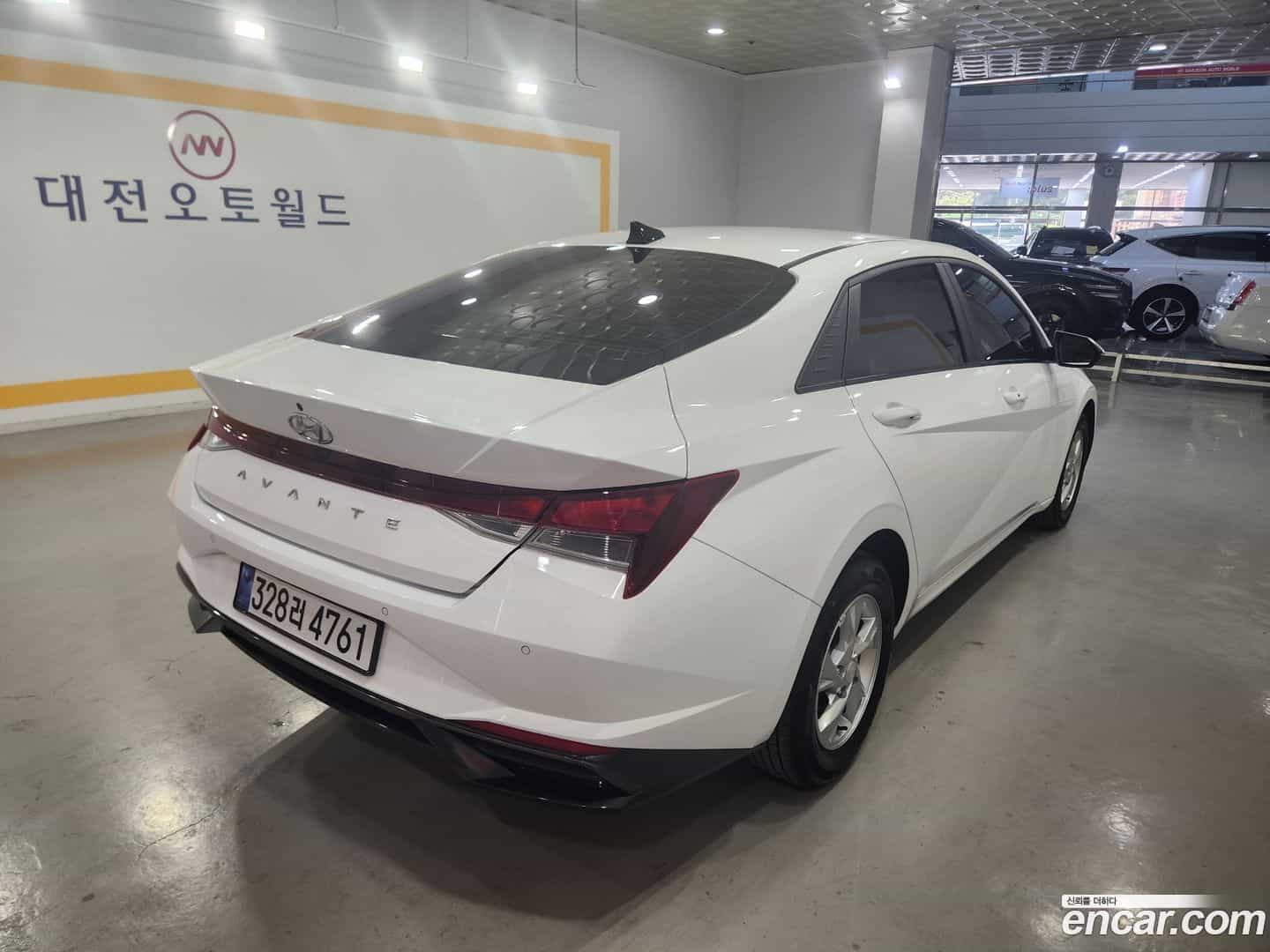 AVANTE Hyundai 2022.3-OPTION-021