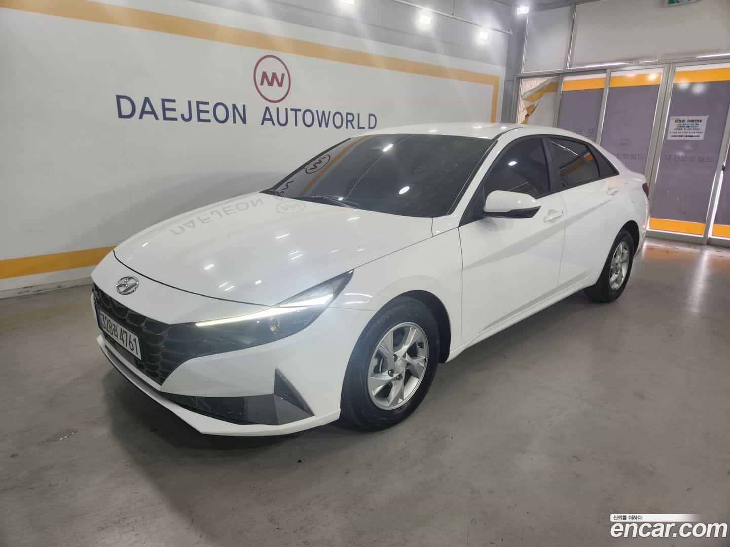 AVANTE Hyundai 2022.3-OPTION-022