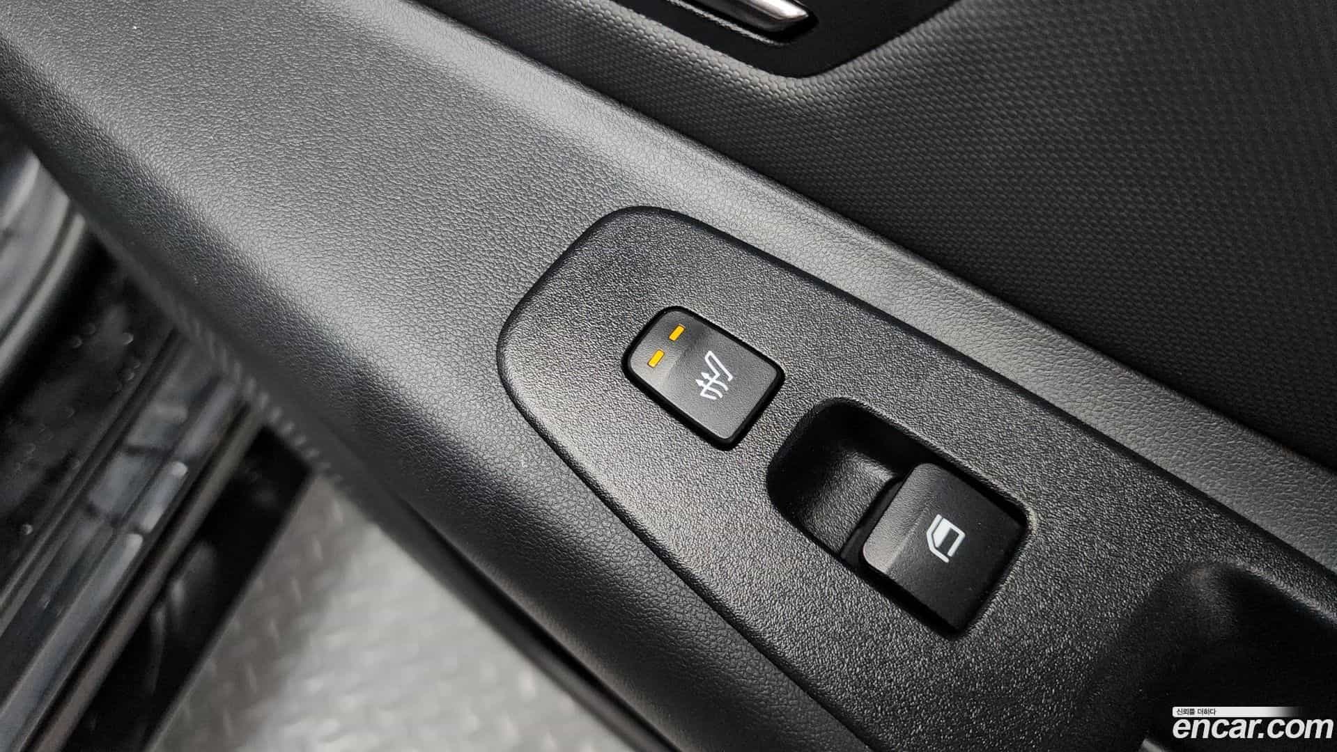 AVANTE Hyundai 2021.2-OPTION-050