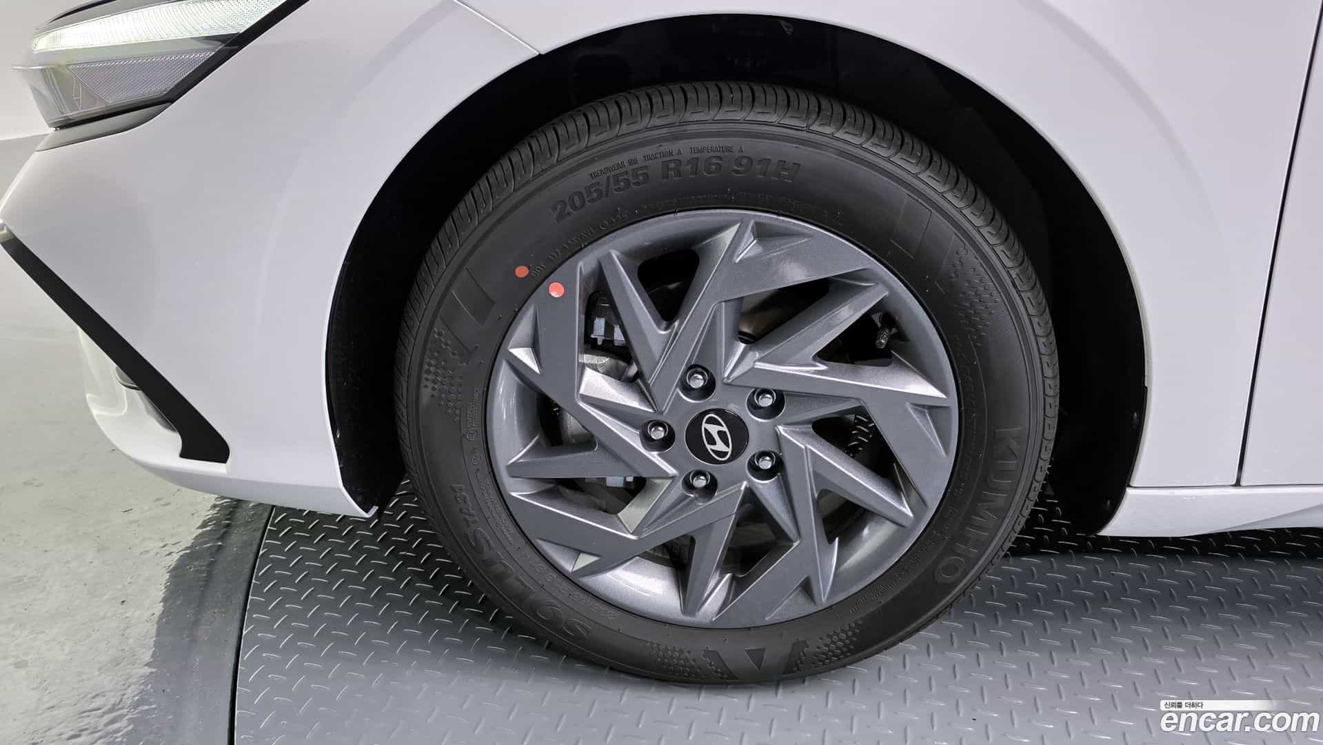 AVANTE Hyundai 2026.2-OUTER-005