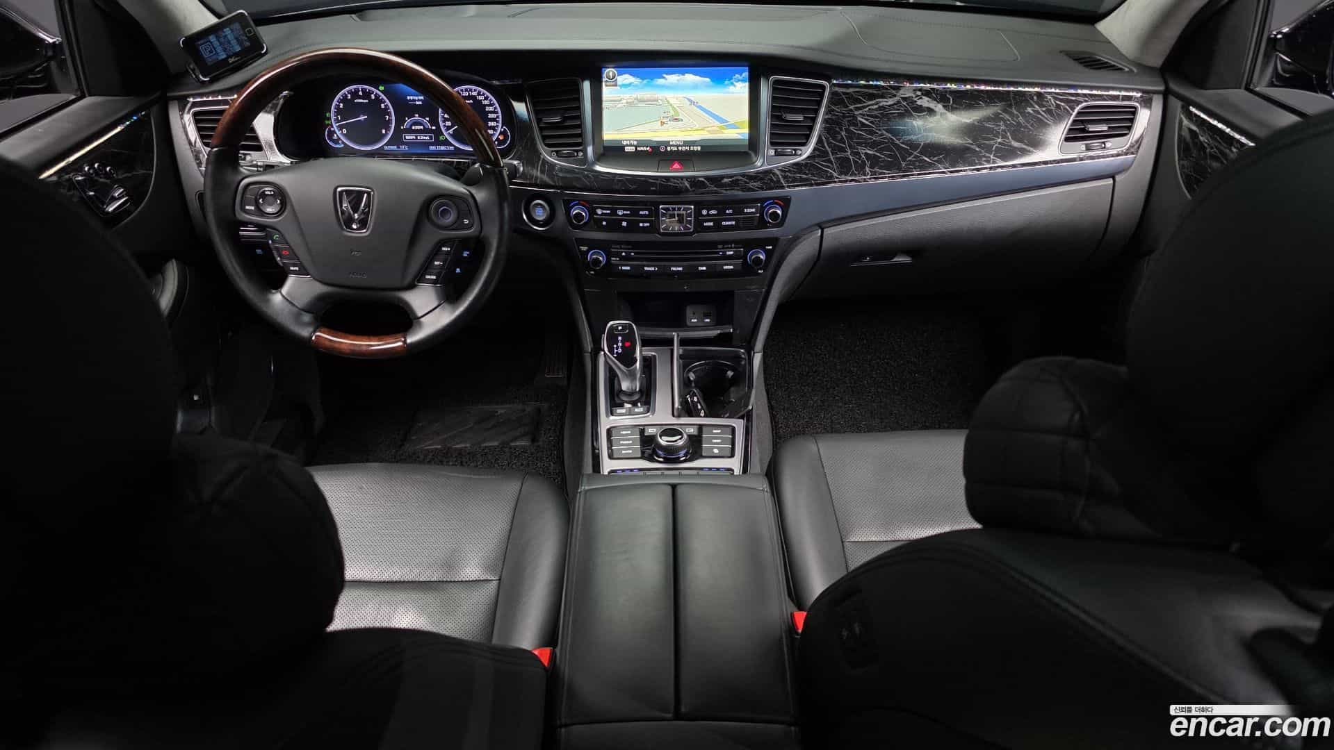 Equus Hyundai 2013.0-INNER-007