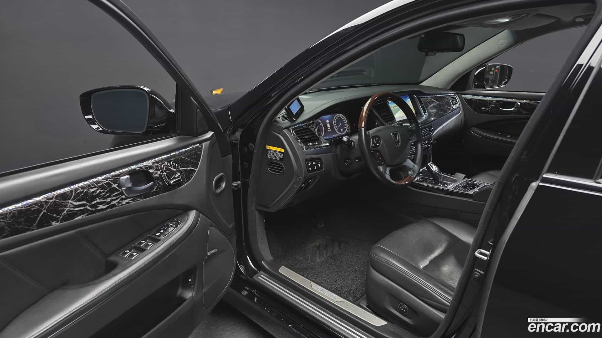 Equus Hyundai 2013.0-INNER-010