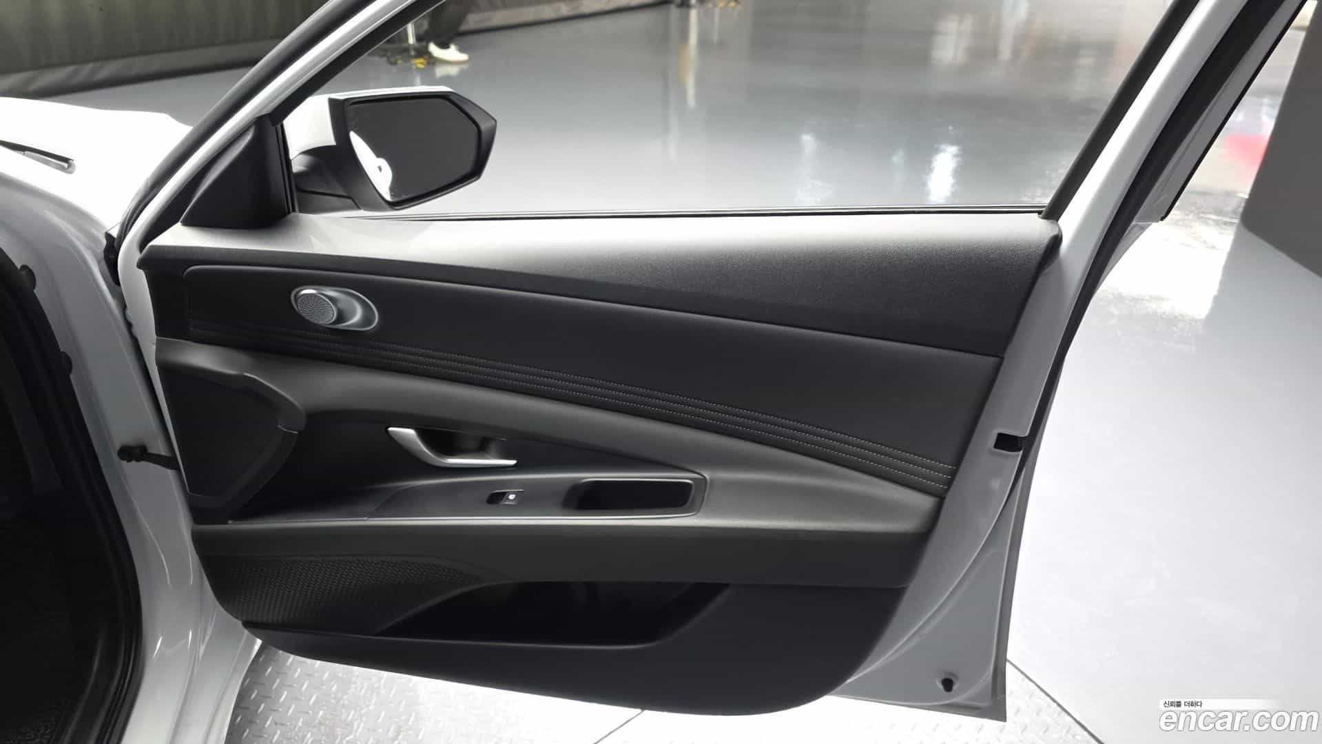 AVANTE Hyundai 2024.11-INNER-034