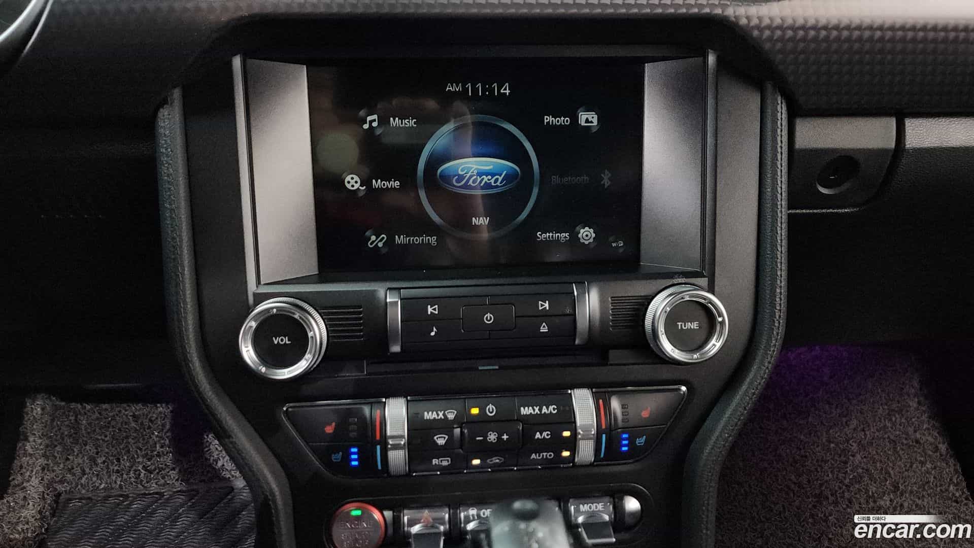 Mustang Ford 2018.4-OPTION-016