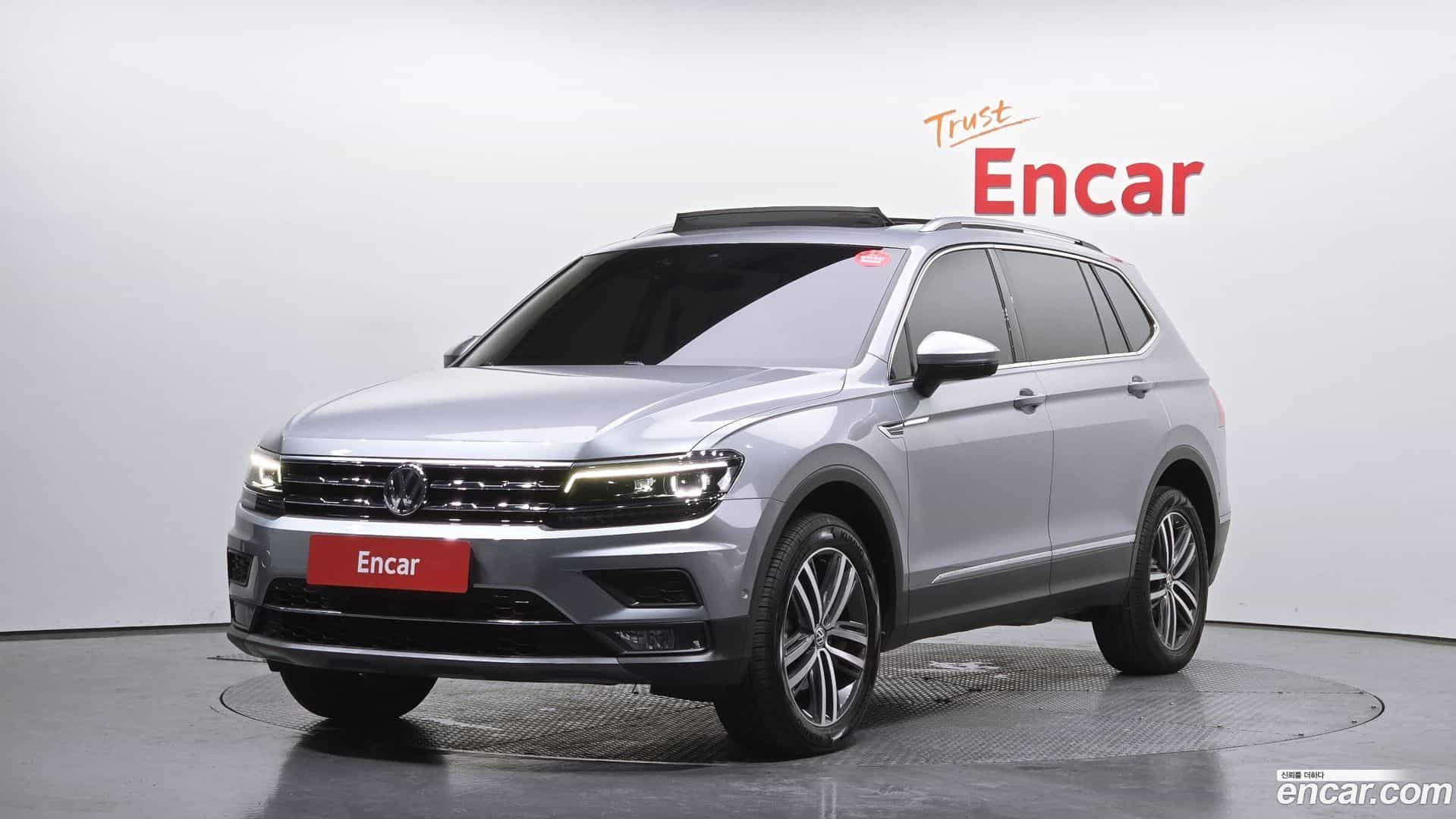 Tiguan Volkswagen 2020.5-OUTER-001