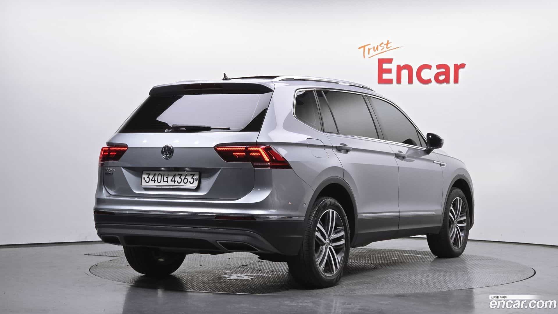 Tiguan Volkswagen 2020.5-OUTER-002