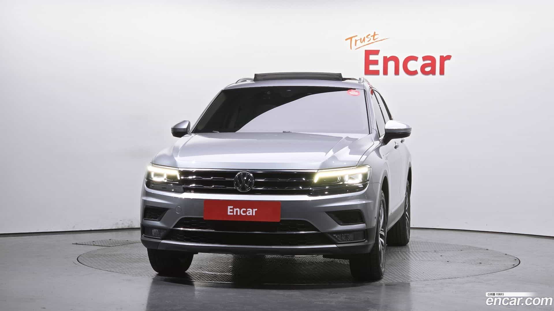 Tiguan Volkswagen 2020.5-OUTER-003