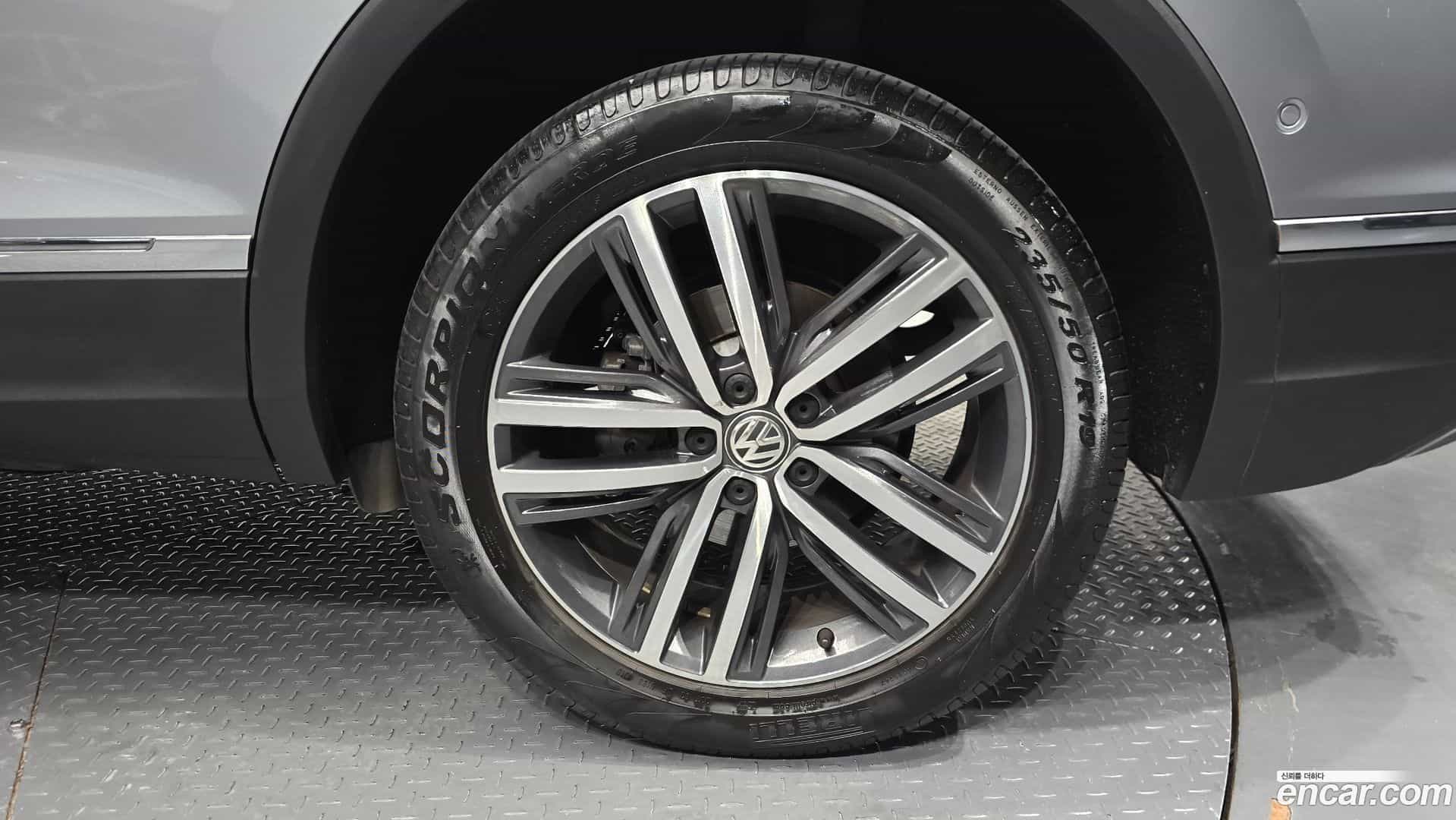 Tiguan Volkswagen 2020.5-OUTER-031