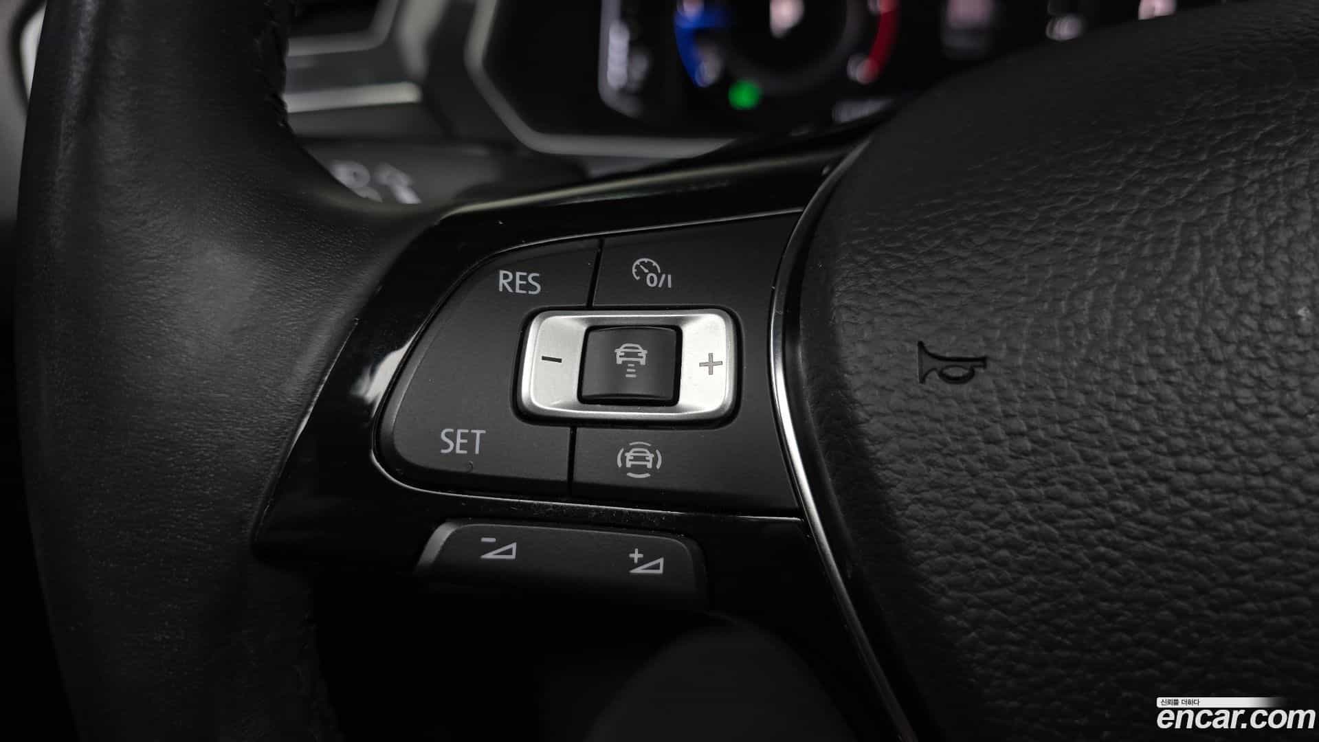 Tiguan Volkswagen 2020.5-OPTION-043
