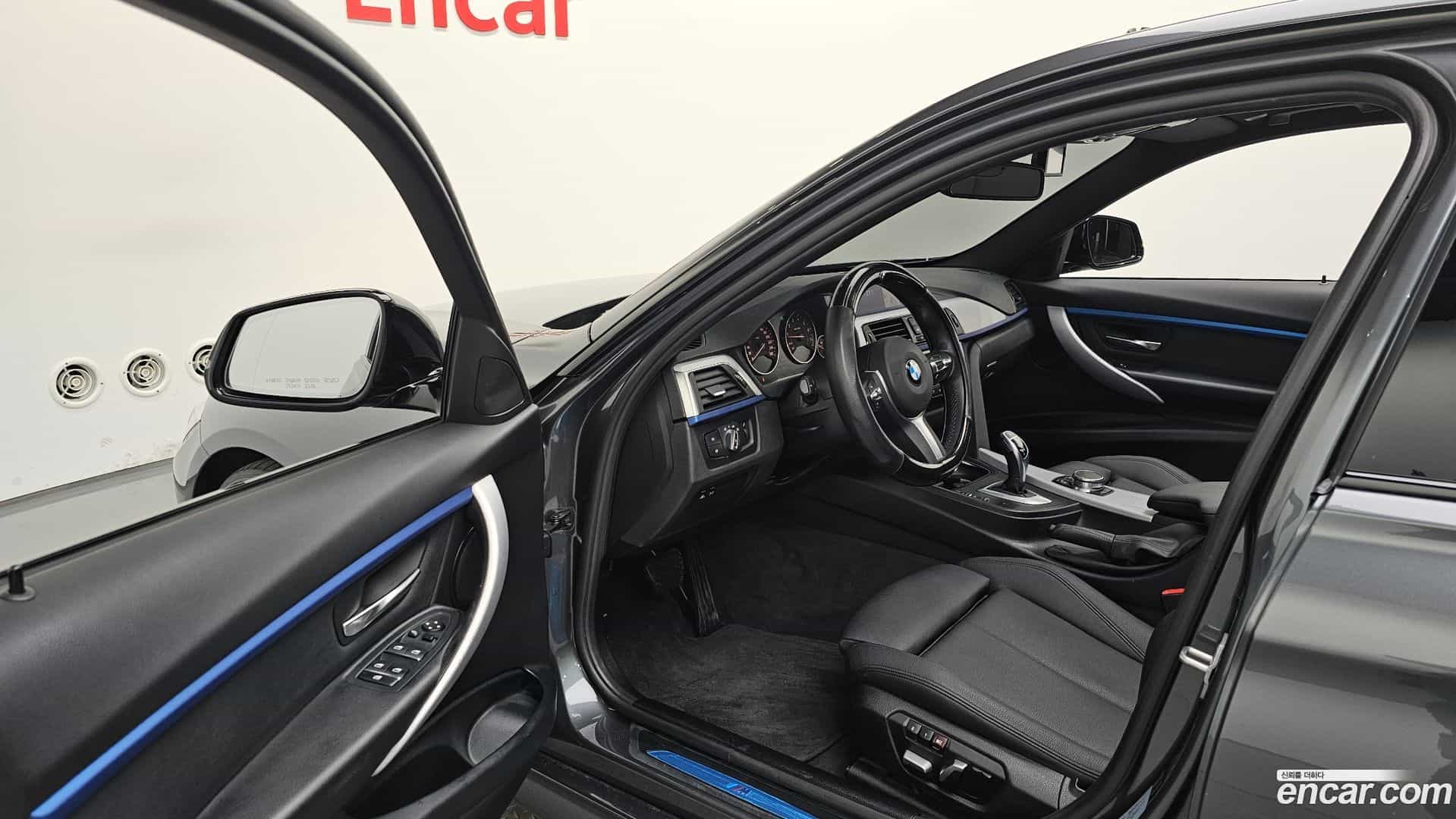3-Series BMW 2017.9-INNER-010