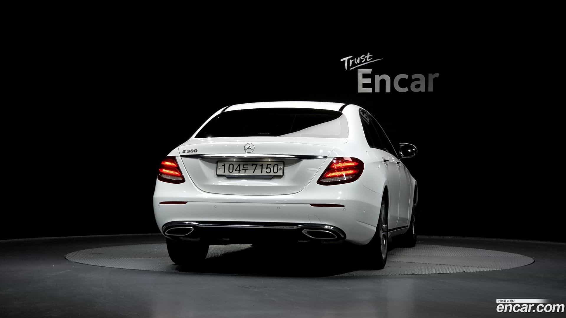 E-Class Mercedes-Benz 2019.8-OUTER-004