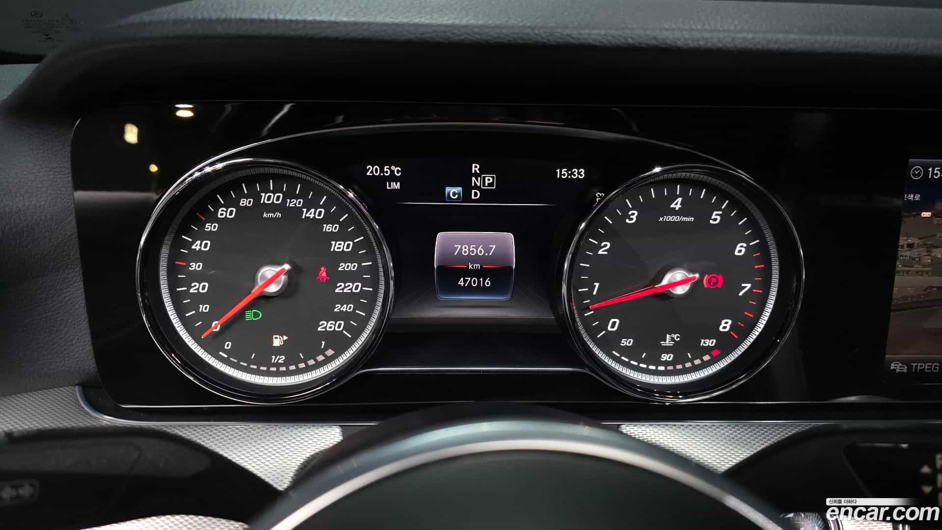 E-Class Mercedes-Benz 2019.8-INNER-008