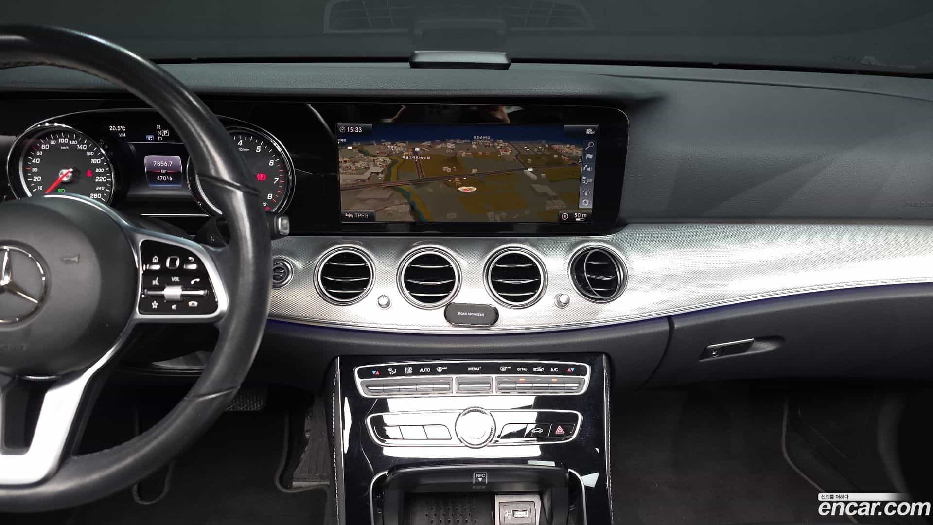 E-Class Mercedes-Benz 2019.8-OPTION-019